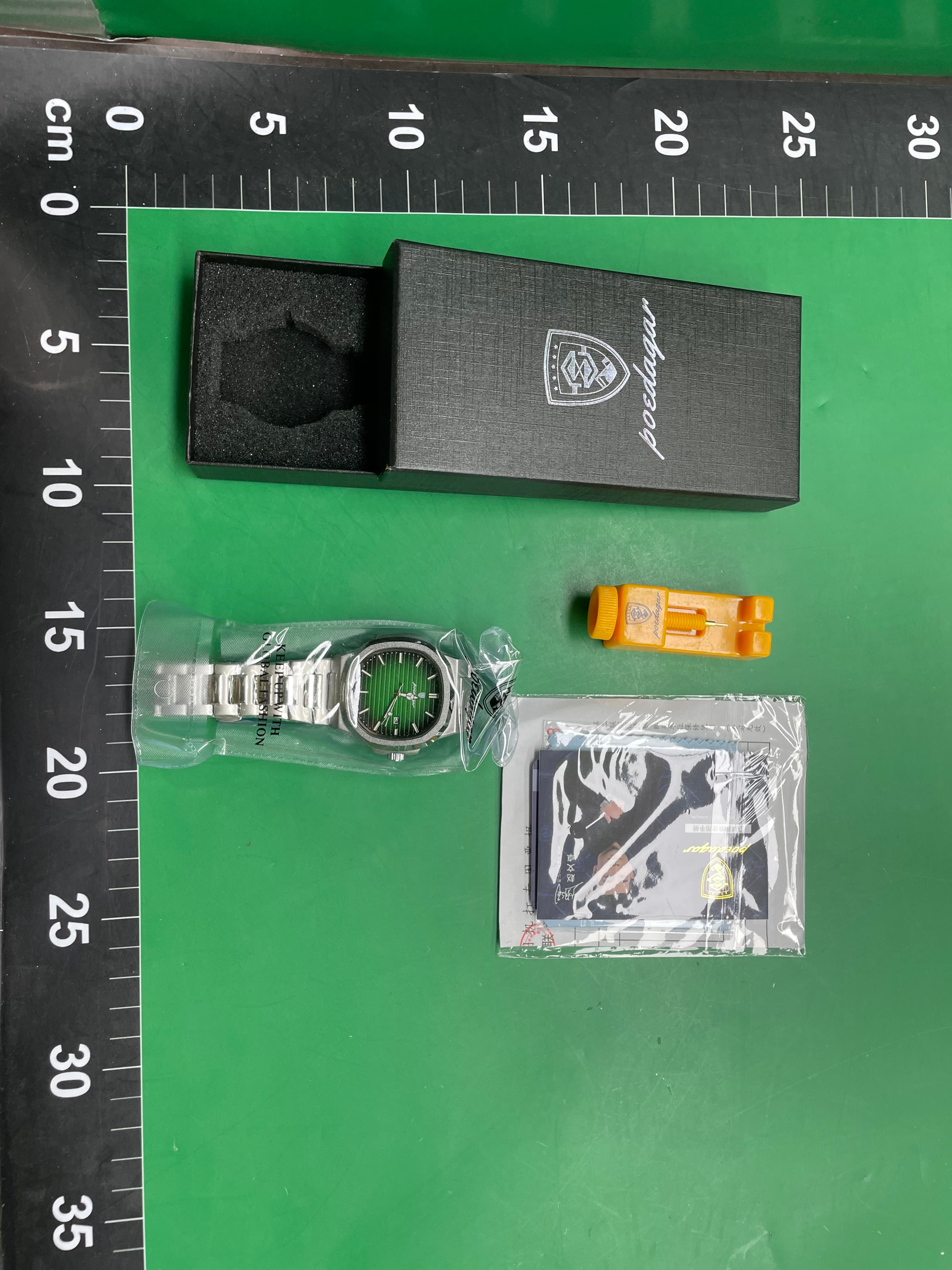 瑞士品牌新款防水超薄款男士手表日历石英表直播外贸爆款一件代发 — miniatura QC 3