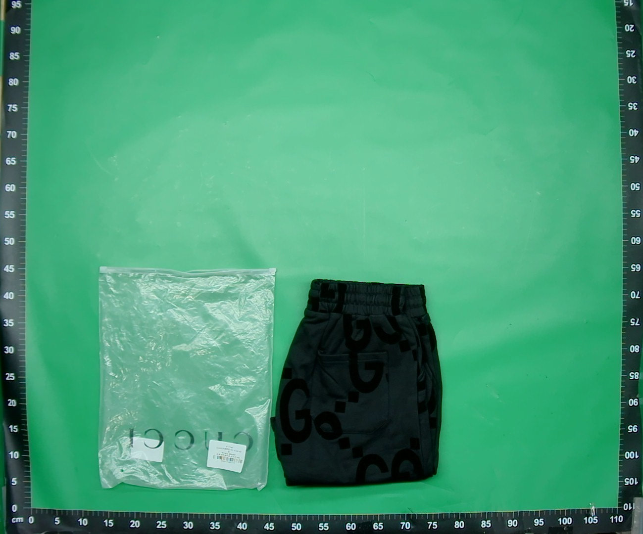 跨境25ssG家春夏季高品质休闲短裤 男女情侣款时尚休闲宽松短裤 — foto QC 1