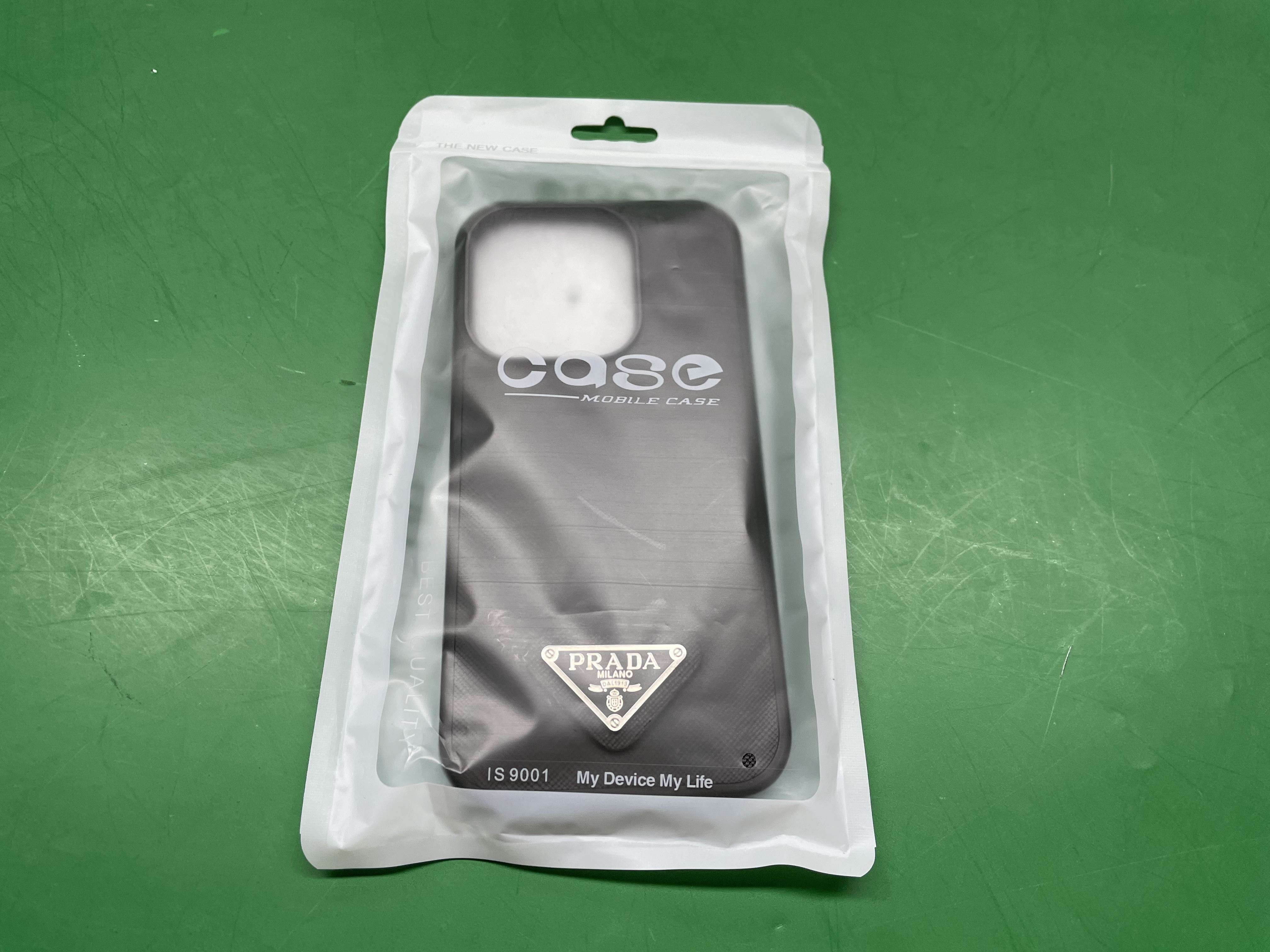 适用苹果16promax手机壳新款iPhone15pro欧美奢华潮牌14plus高级感13pro全包防摔17pro网红12皮质硅胶保护套 — foto QC 1