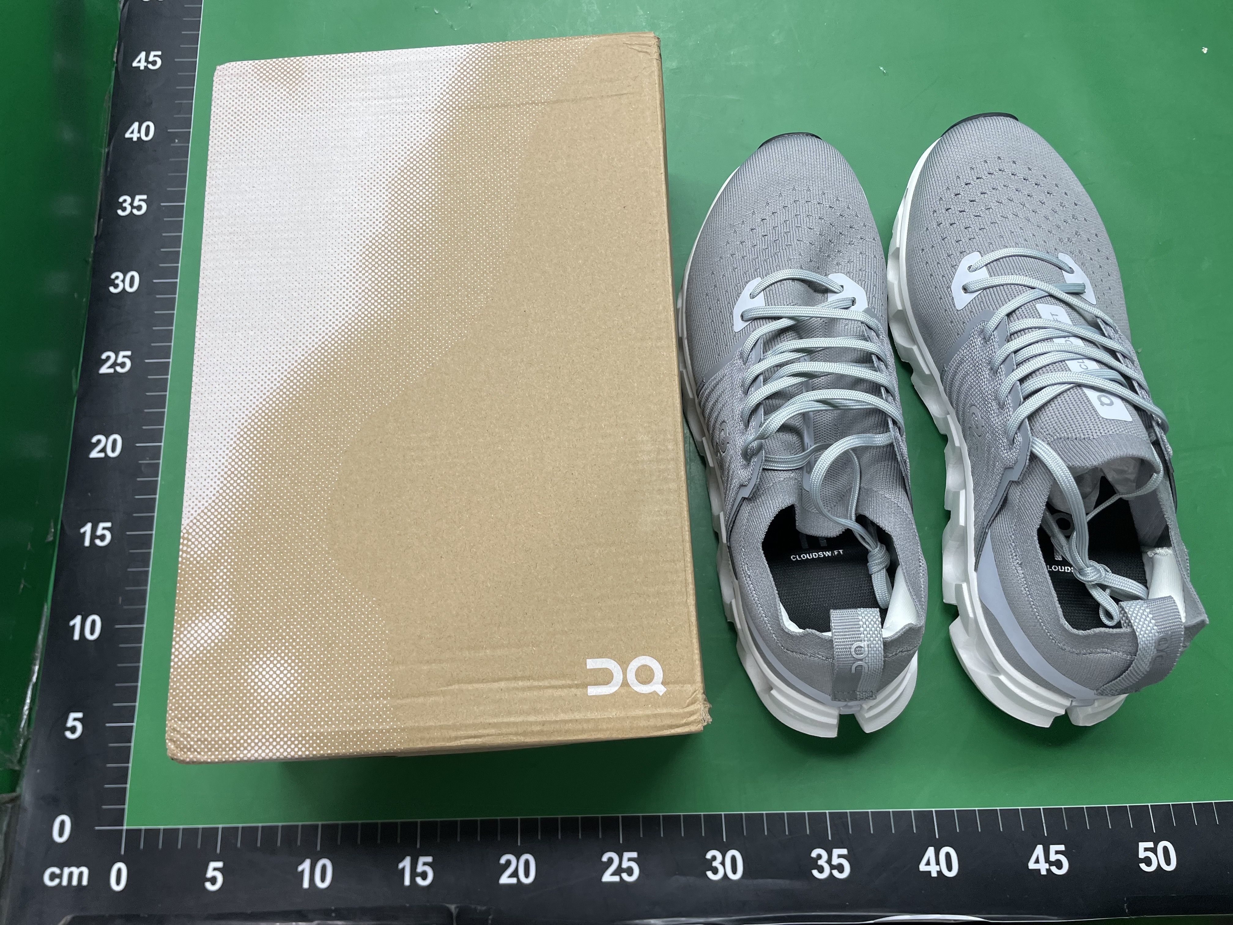 跨境  Cloudswift 3 防滑耐磨跑步鞋男鞋女鞋情侣同款 — foto QC 1