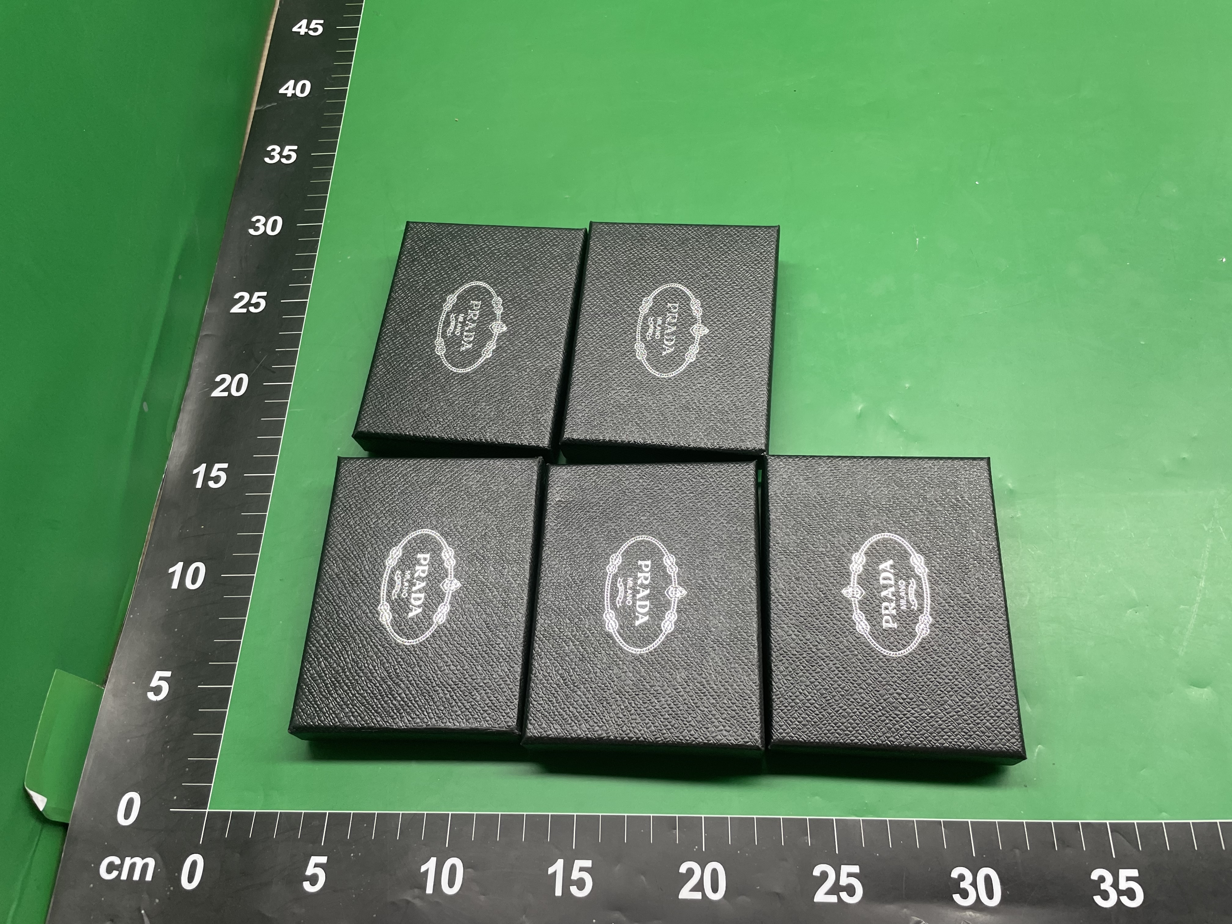 2025欧美跨境现货供应马卡龙色pu皮革带礼盒女士证件普拉工作牌潮 — foto QC 1