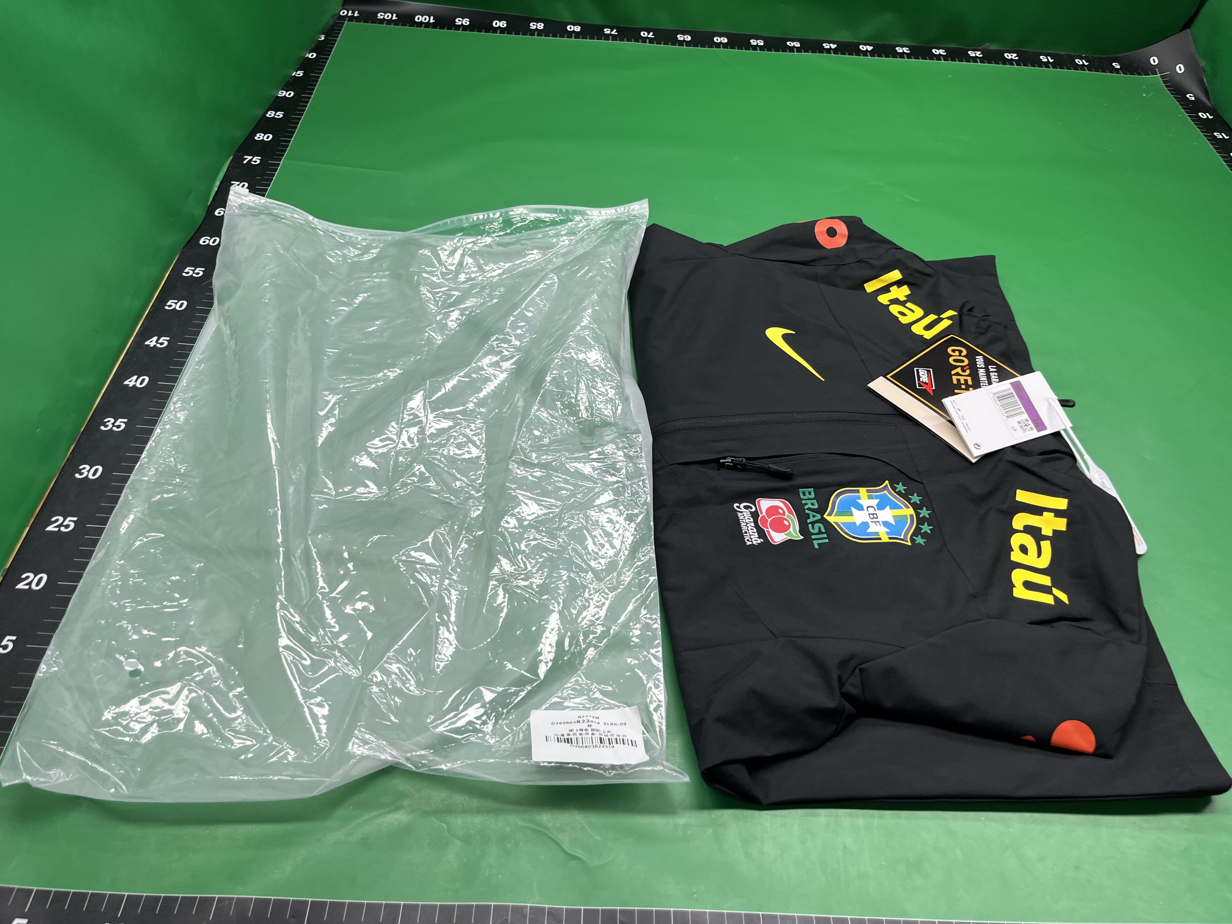 巴西LOGO足球冲锋衣棉服皇马巴萨切尔西男女风衣休闲薄款 — miniatura QC 2
