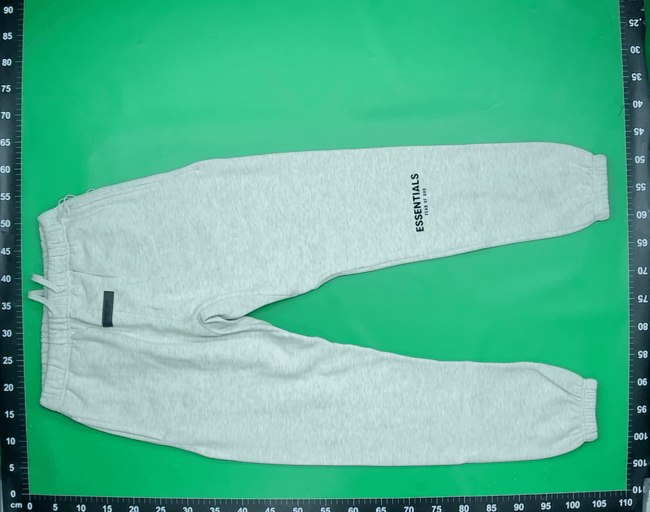 SS22-Essentials小标植绒印花Sweatpants 束脚长裤舒适舒适穿搭时 — miniatura QC 4