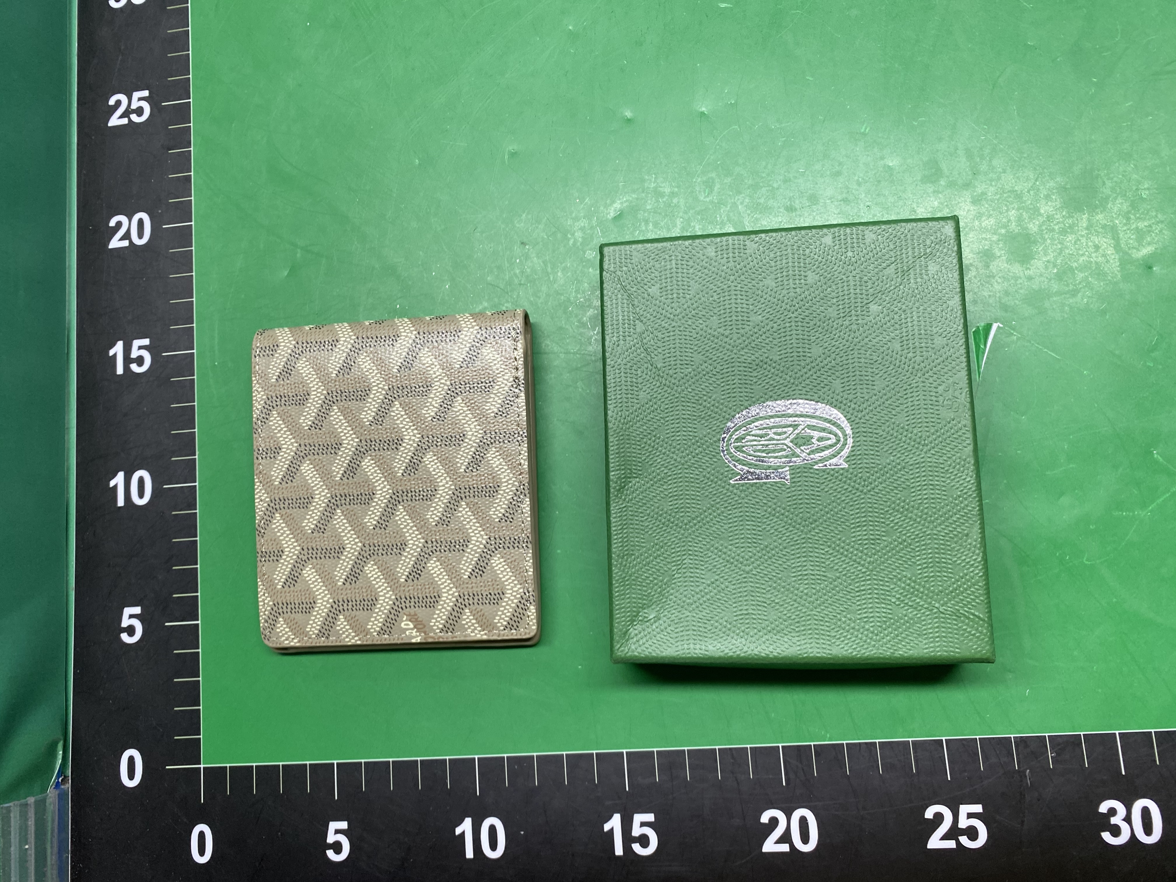 新款戈雅钱包狗牙零钱包戈雅狗牙商务印花对折钱包多功能证件包卡 — miniatura QC 6