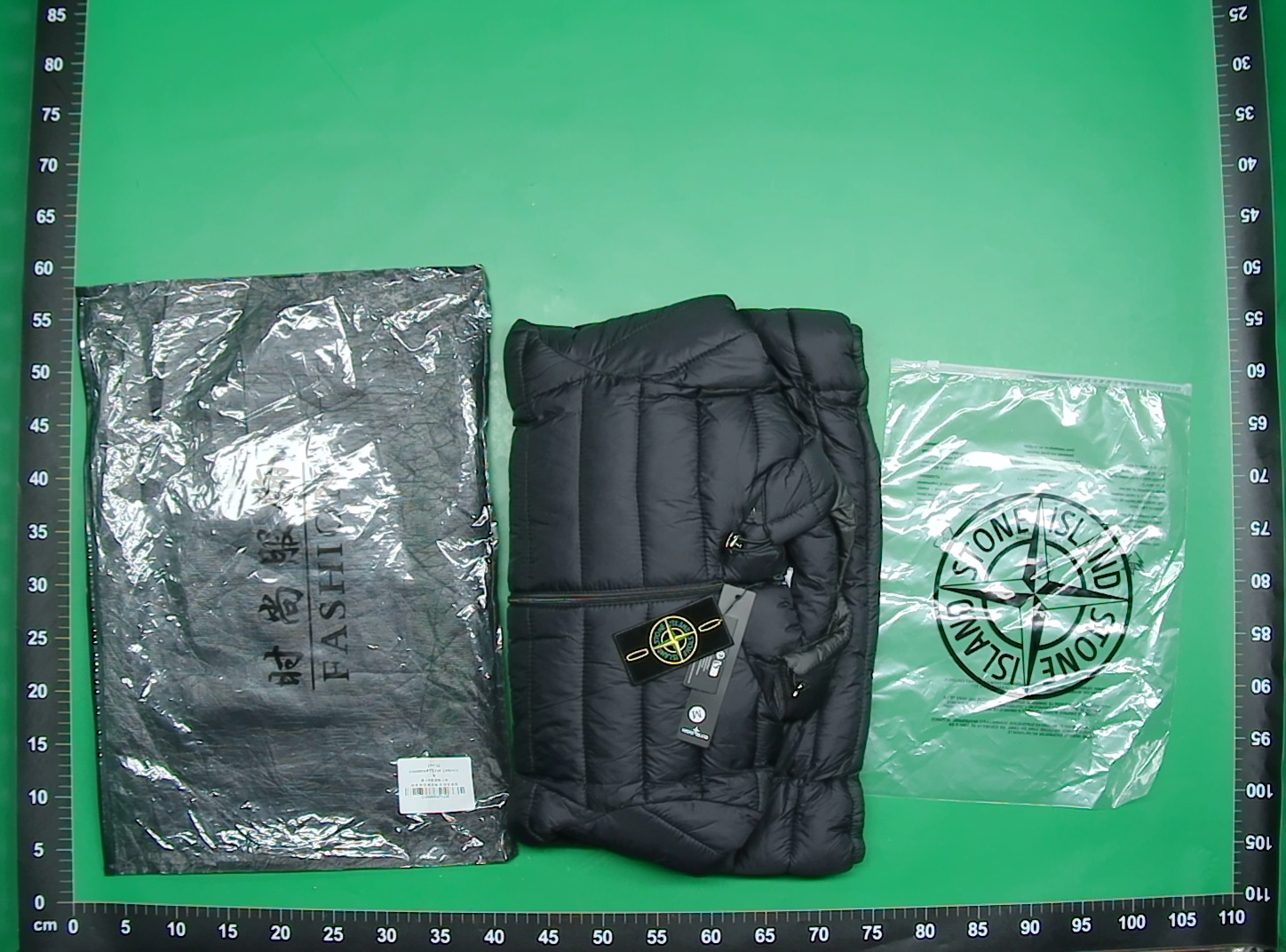 跨境秋冬新款潮牌连帽保暖防风棉服外套 男女轻薄运动休闲羽绒服 — miniatura QC 2