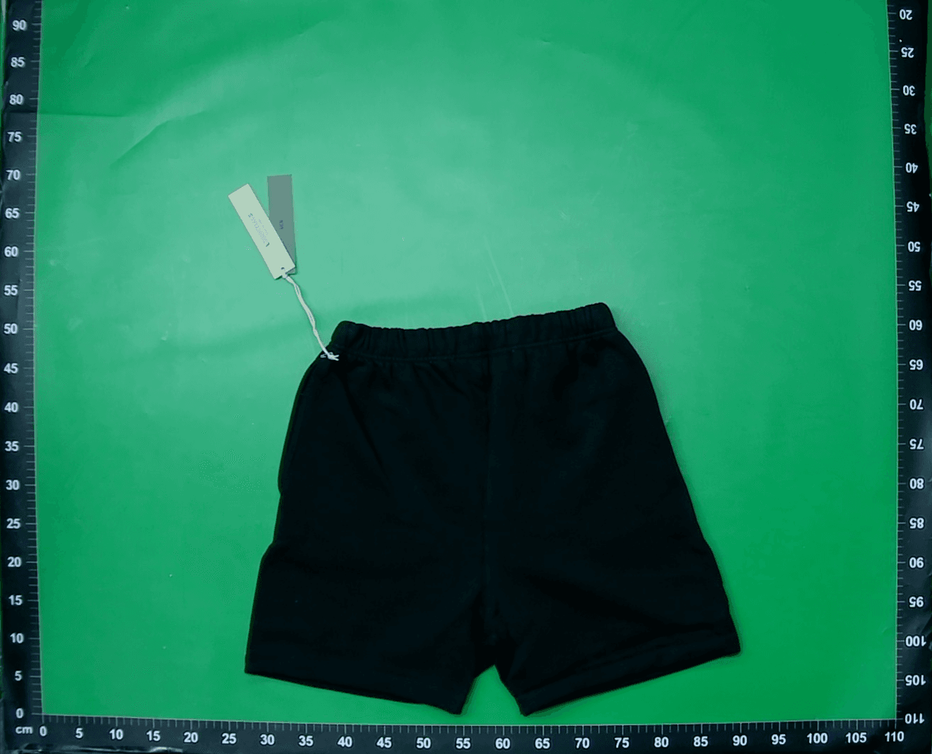ss22-Essentials小标植绒薄款五分短裤SHORT — foto QC 1