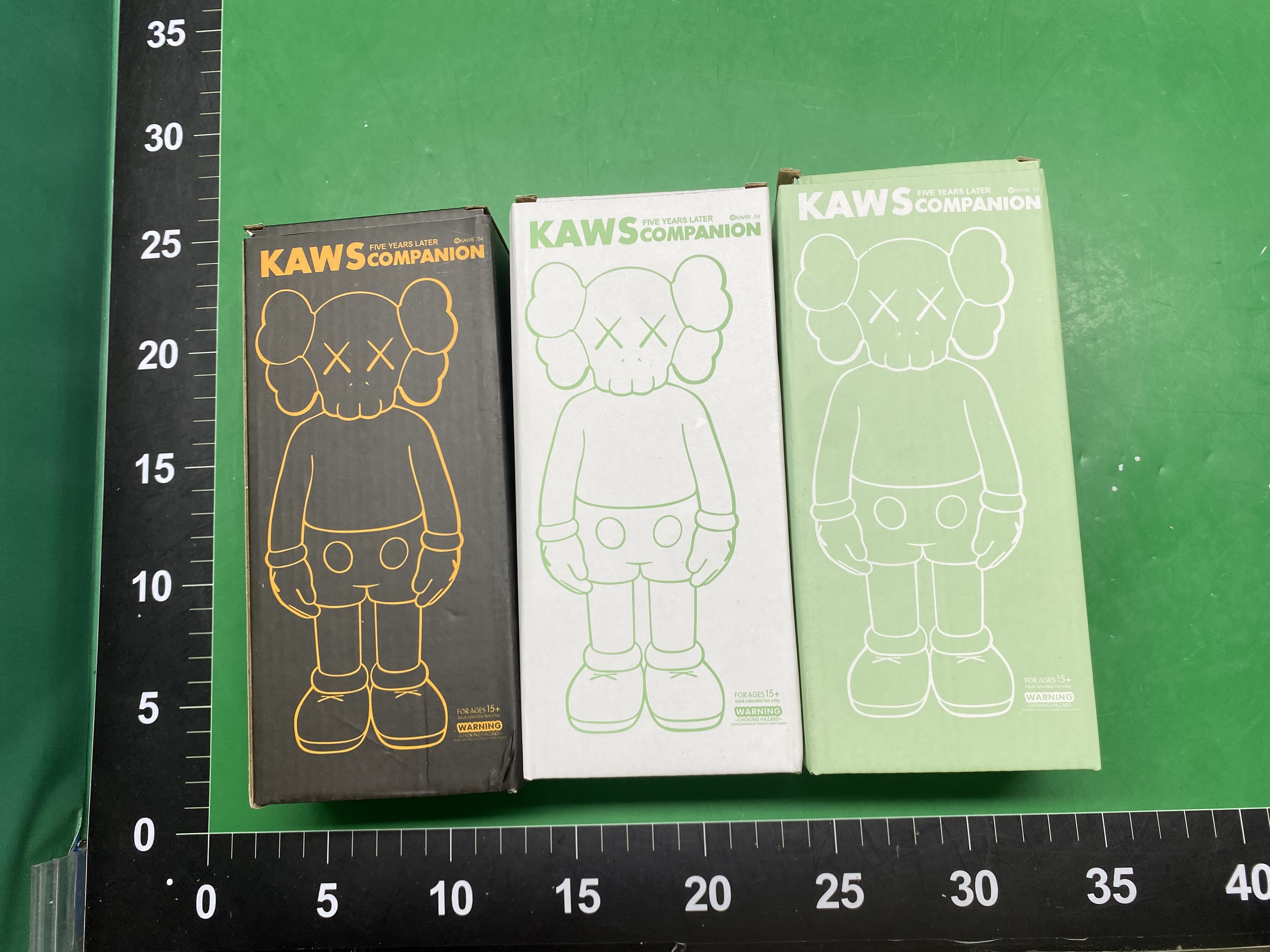 Kaws Sesame Street Doll Living Room High-End Light Luxury Trendy Violent Bear Desktop Ornament Hand-Made Cartoon Home Gift — miniatura QC 3