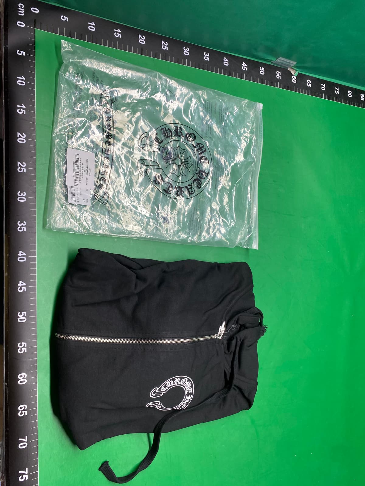 外贸爆款 欧美潮牌十字架马蹄梵文连帽卫衣男女宽松拉链外套开衫 — miniatura QC 2