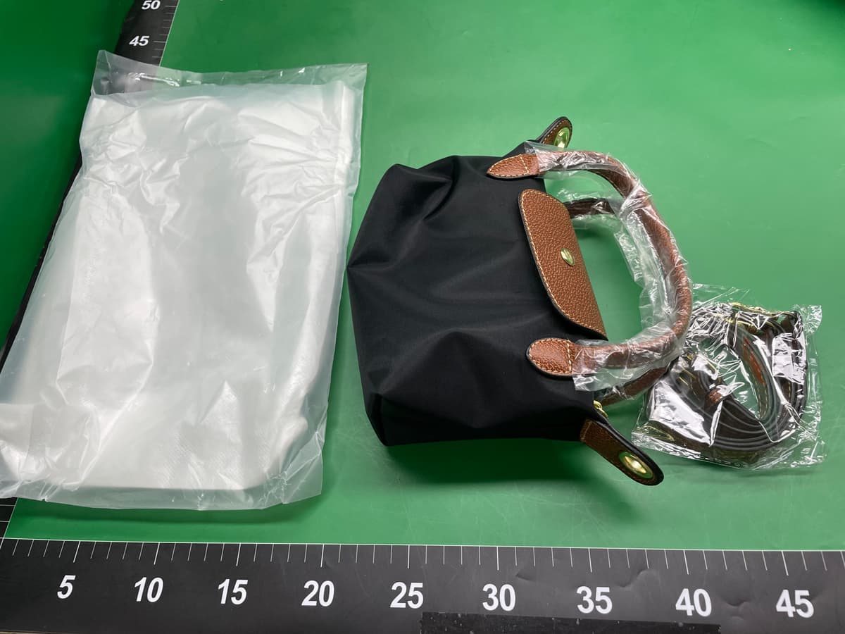 跨境爆款包包女2024秋冬新款高级感尼龙饺子包百搭单肩斜挎手提包 — foto QC 1