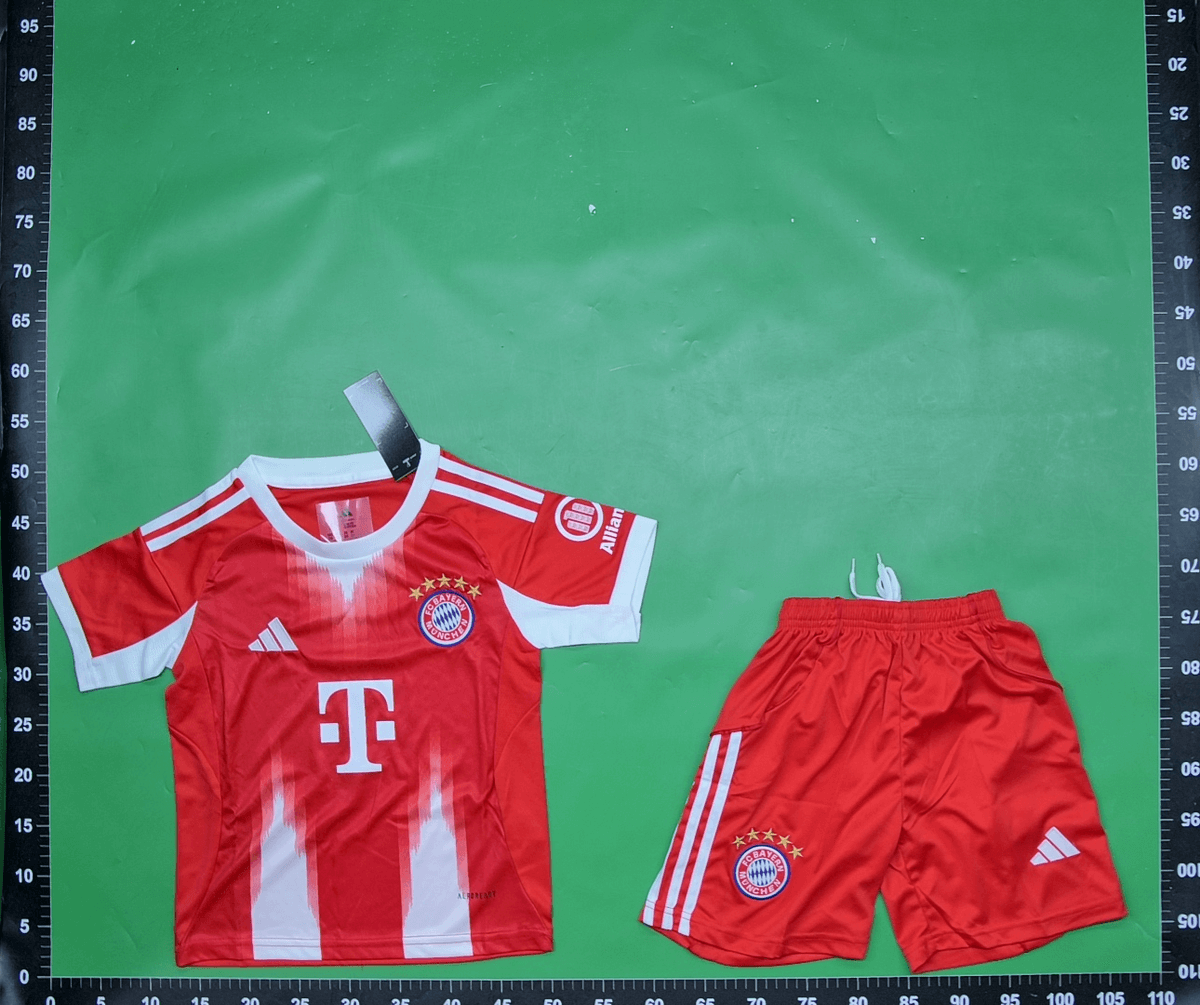 2526足球服童装拜仁曼城巴萨国米利雅得切尔西皇马球衣 jerseys — miniatura QC 6
