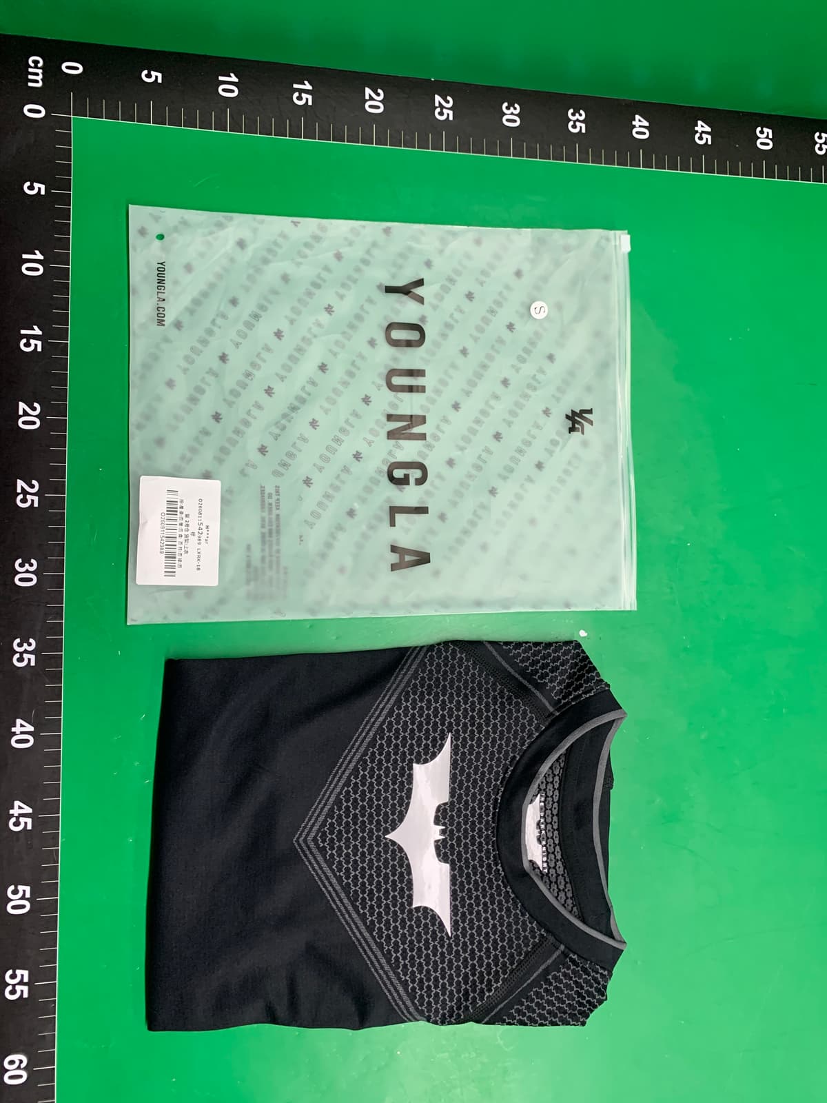YOUNGLA BATMAN蝙蝠侠合作男运动健身高弹无缝速干透气修身长袖 — miniatura QC 2