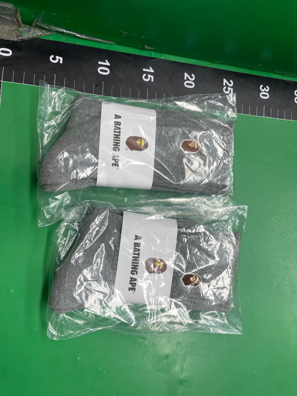 Bape猿人头刺绣日系中筒袜高筒袜男女运动袜加厚保暖休闲潮袜 — miniatura QC 5