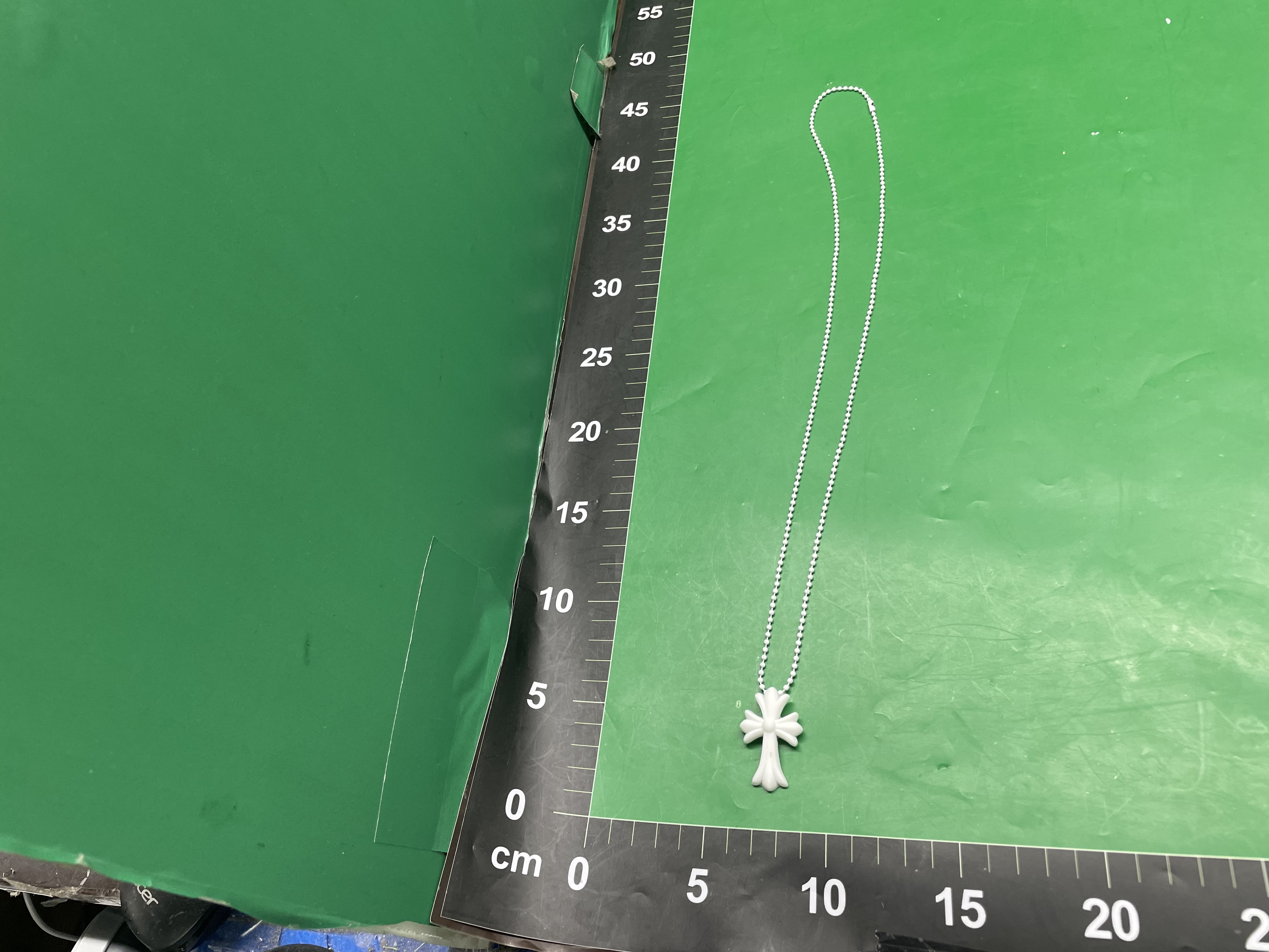 Trendy Joker Color Silicone Cross Necklace Vintage Men's and Women's Rubber Love Lock Sword Pendant Necklace — miniatura QC 6
