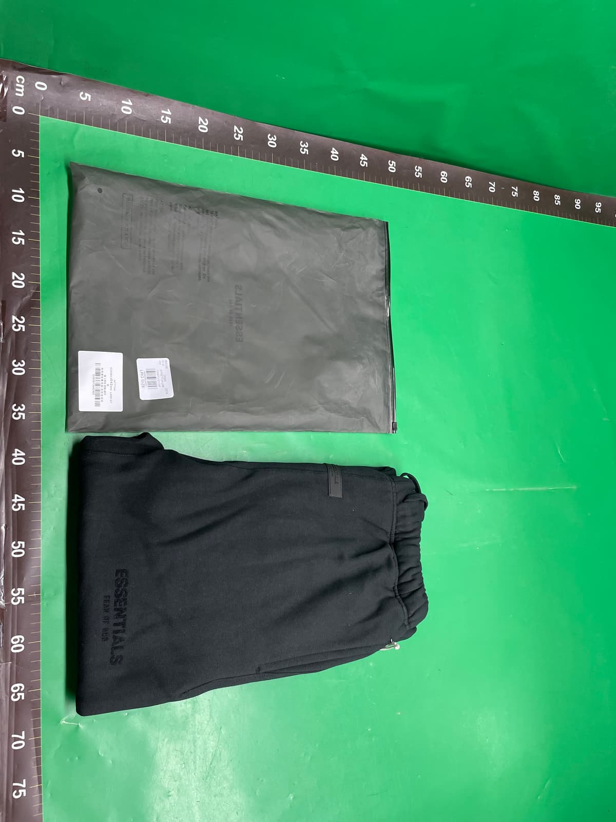 2022SS- Essentials-绒布直筒裤 小字logo植绒印花 — miniatura QC 3