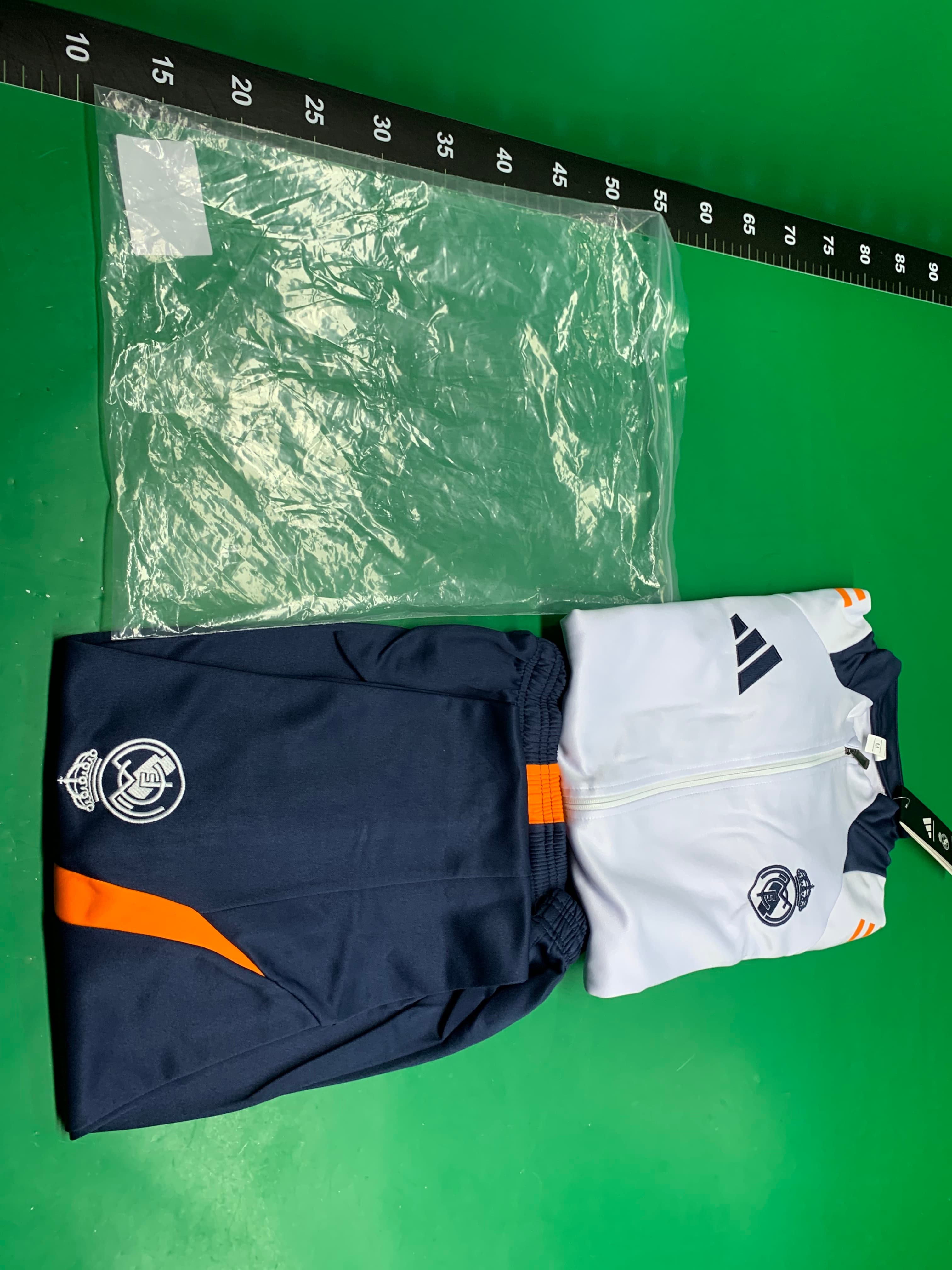 24-25巴黎皇马巴萨阿森纳AC马赛尤文长袖外套足球服套装球迷版 — foto QC 1