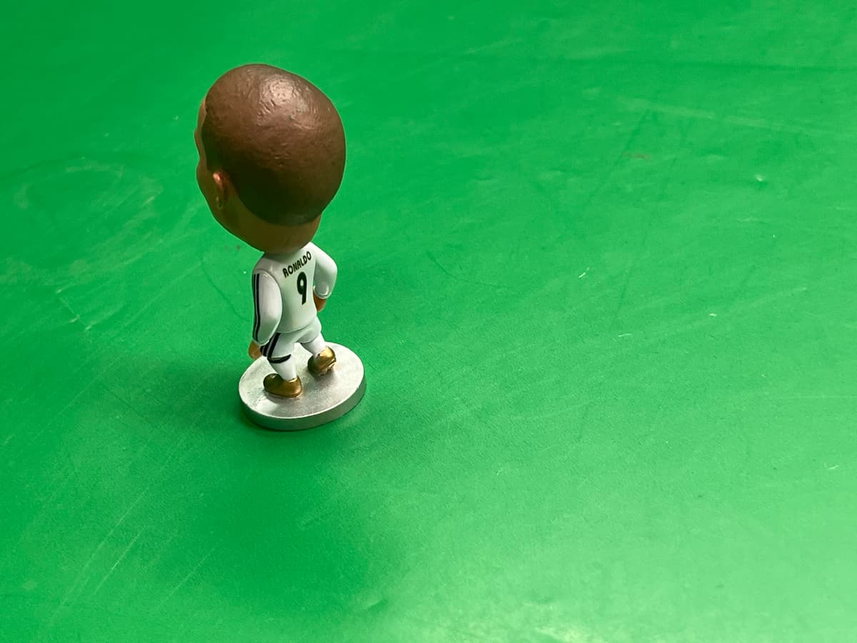 梅西C罗姆巴佩足球公仔模型手办摆件生日礼物品 皇马巴萨曼联巴黎 — miniatura QC 6