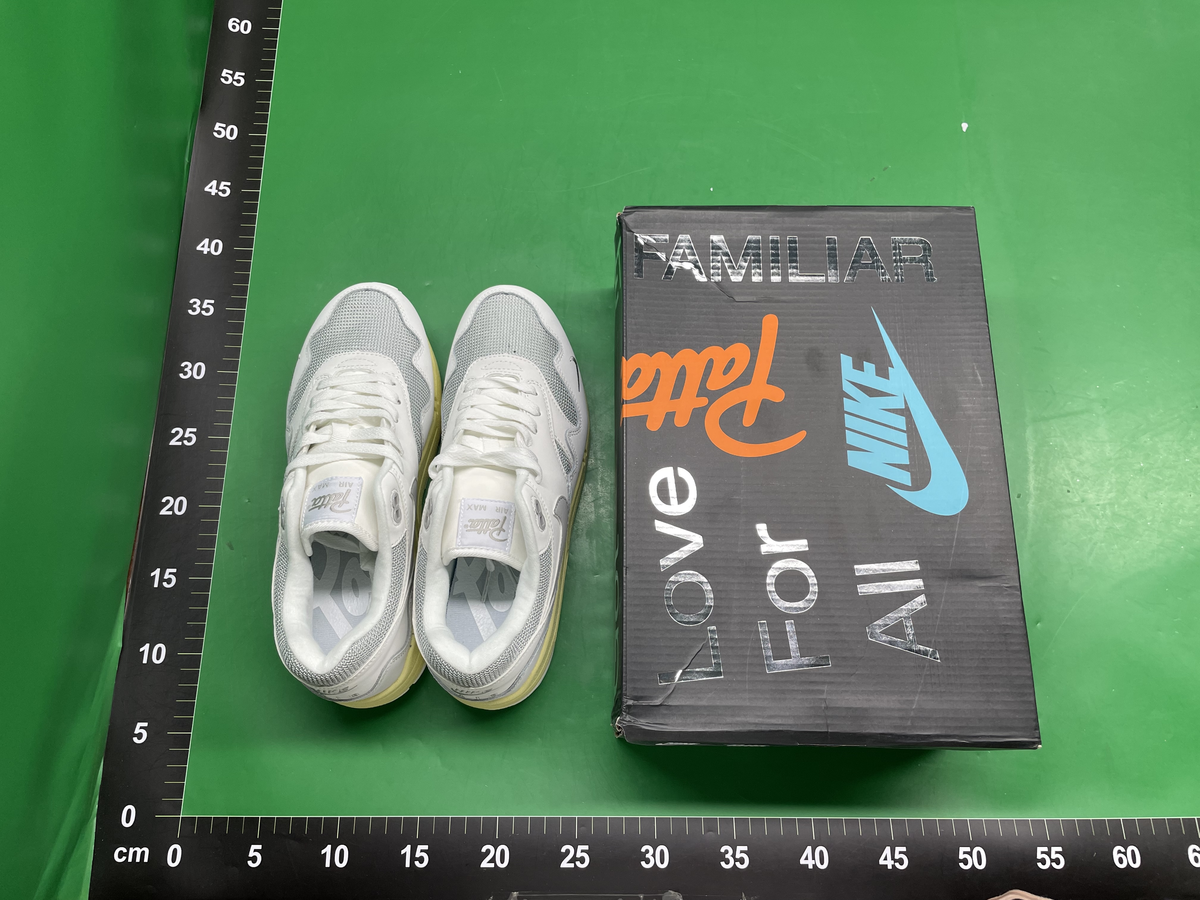 高品质Max 1气垫跑鞋联名倒钩小雏菊低帮耐磨缓震运动跑步鞋男女 — miniatura QC 3