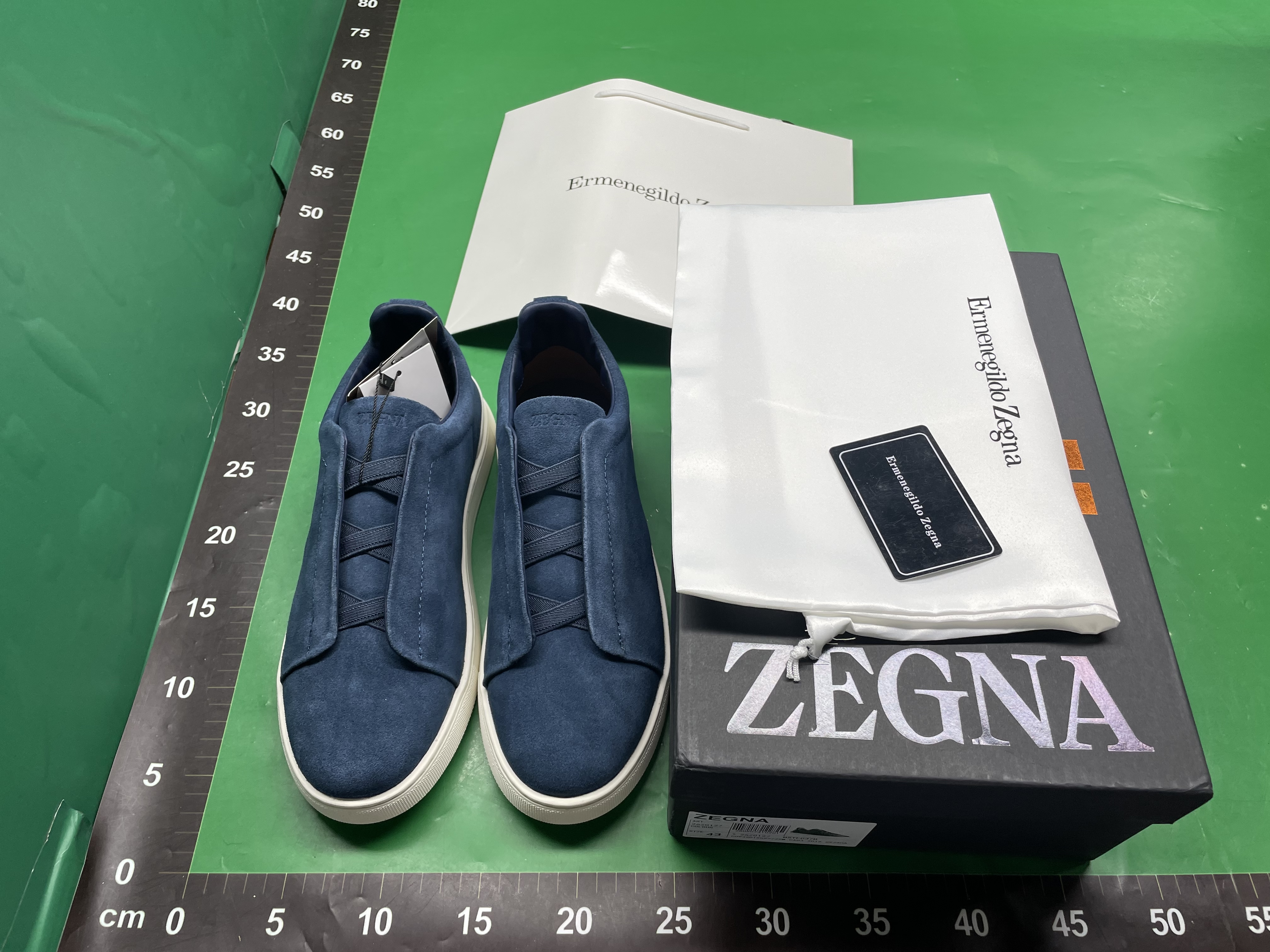 新款外贸欧洲男鞋时尚休闲高端休闲鞋板鞋松紧小白鞋套脚脚蹬懒人 — foto QC 1