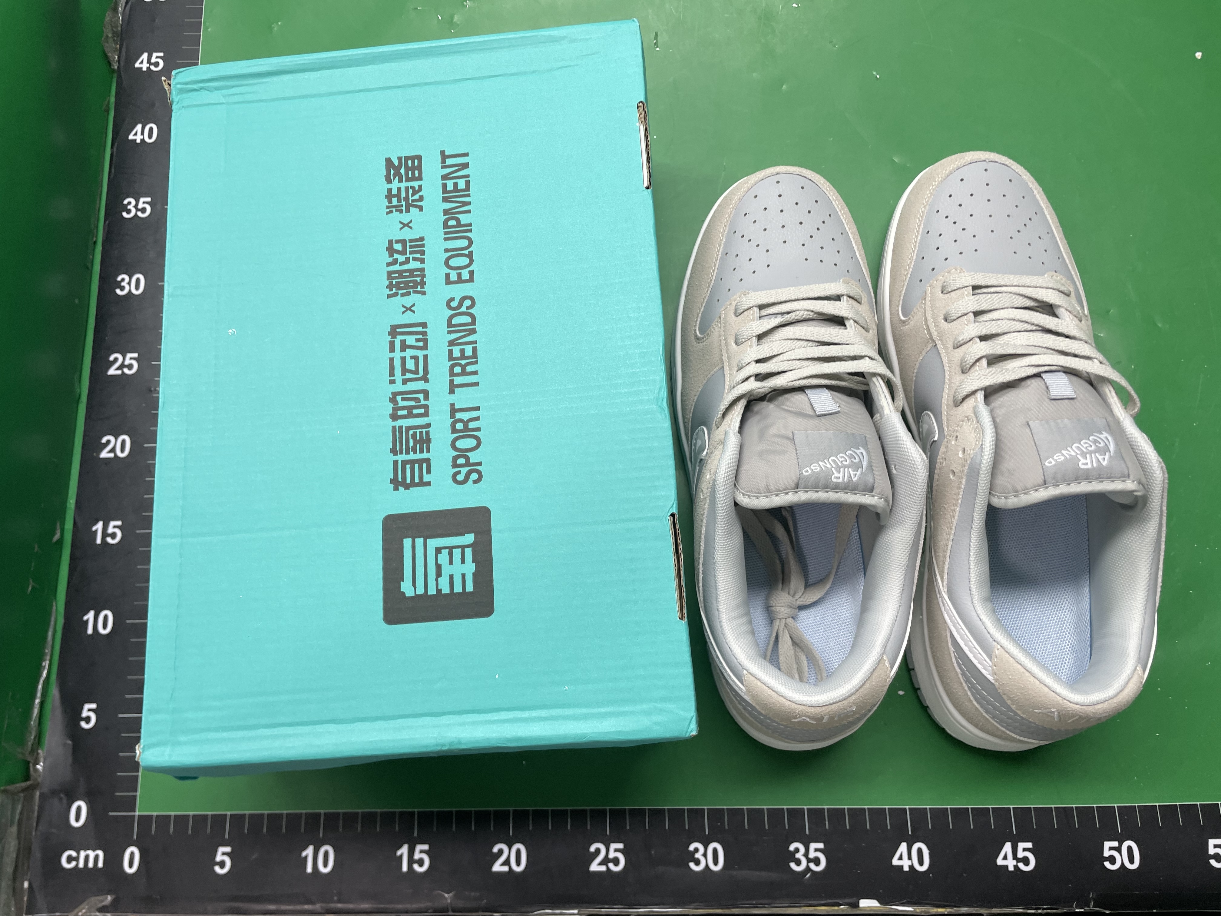 莆田aj男鞋低帮DUNK北极狐空军一号SB板鞋AJ1黑白熊猫女工厂直供 — miniatura QC 2