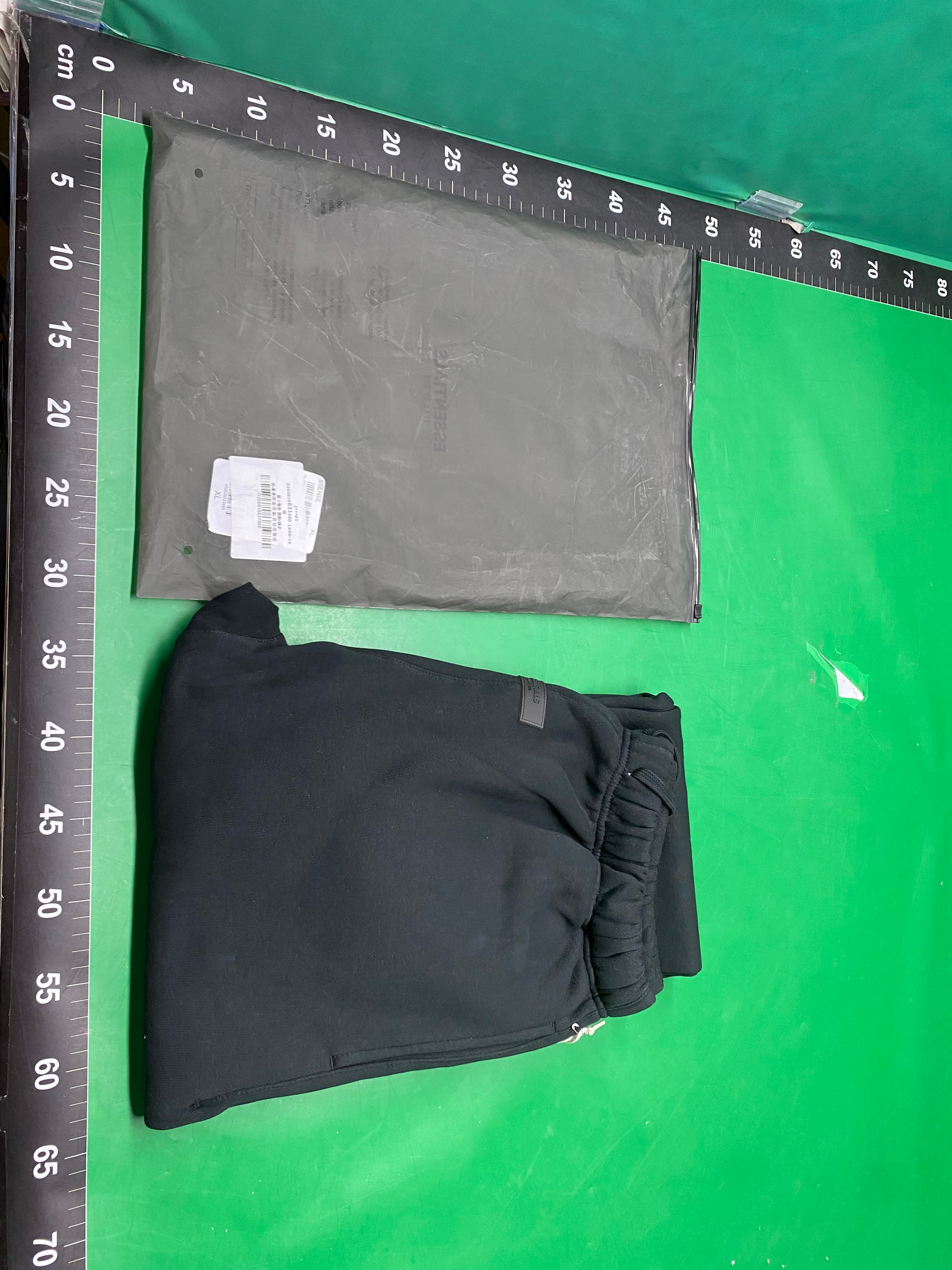 SS22-Essentials小标植绒印花Sweatpants 束脚长裤舒适舒适穿搭时 — miniatura QC 2