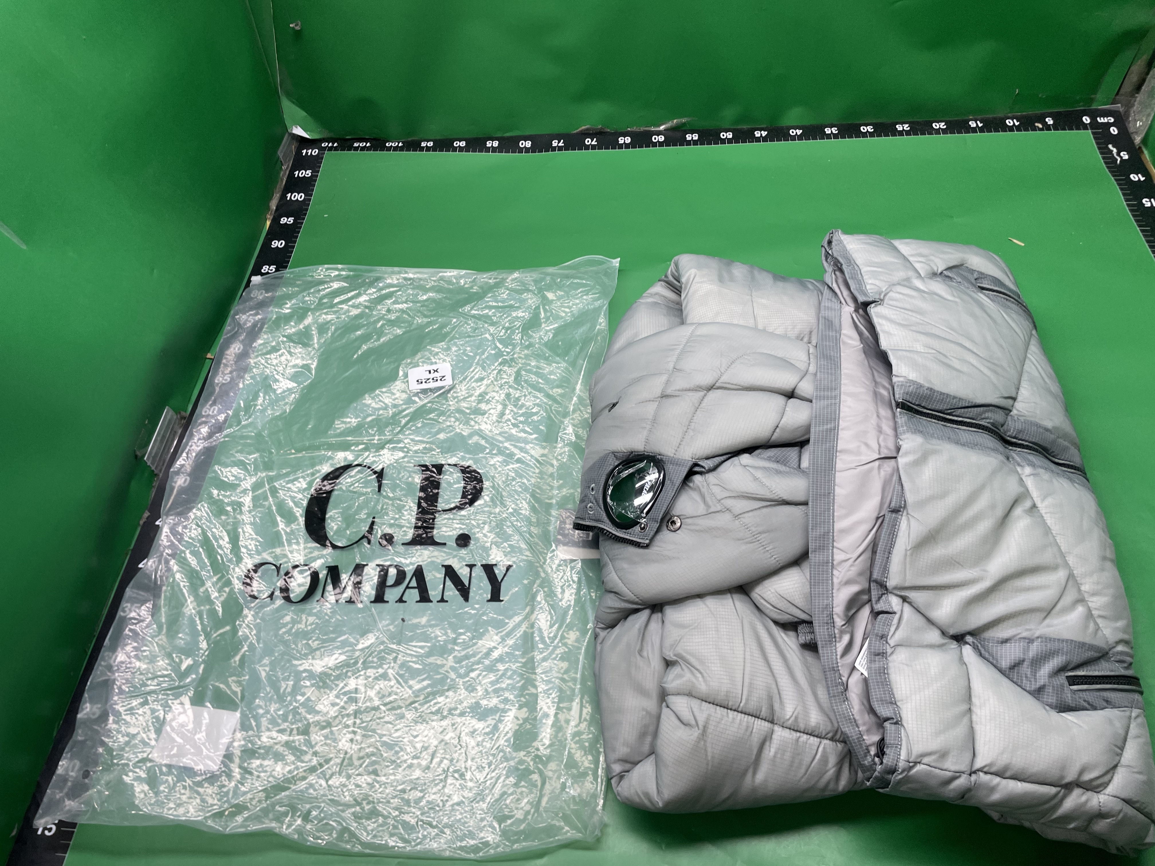 跨境现货CP连帽加厚棉服男装保暖外套冬季新款潮牌面包服刺绣棉袄 — foto QC 1