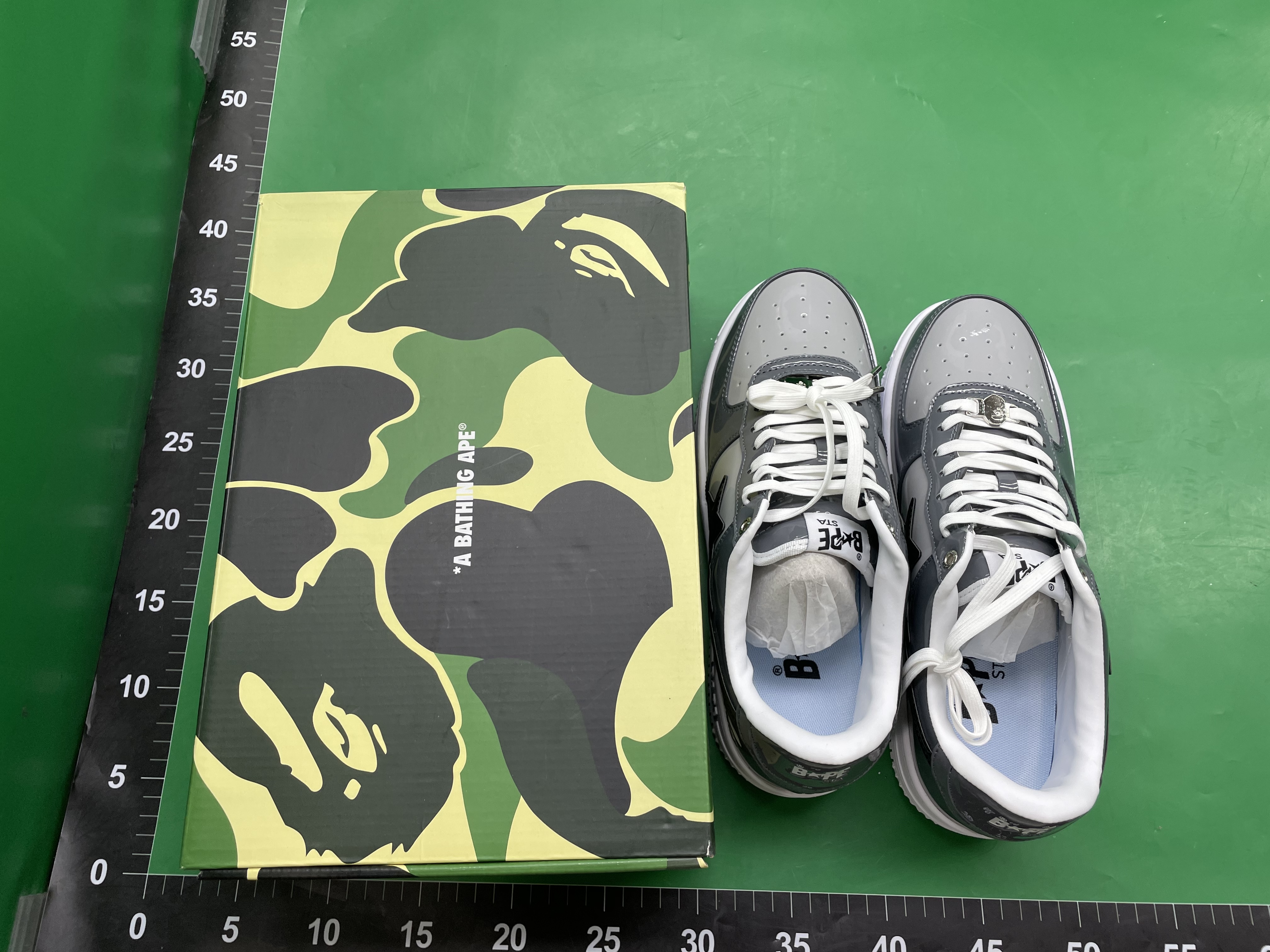 Bape Sta  猿人头空军联名漫威黑白熊猫漆皮厚底增高低帮男女板鞋 — miniatura QC 6
