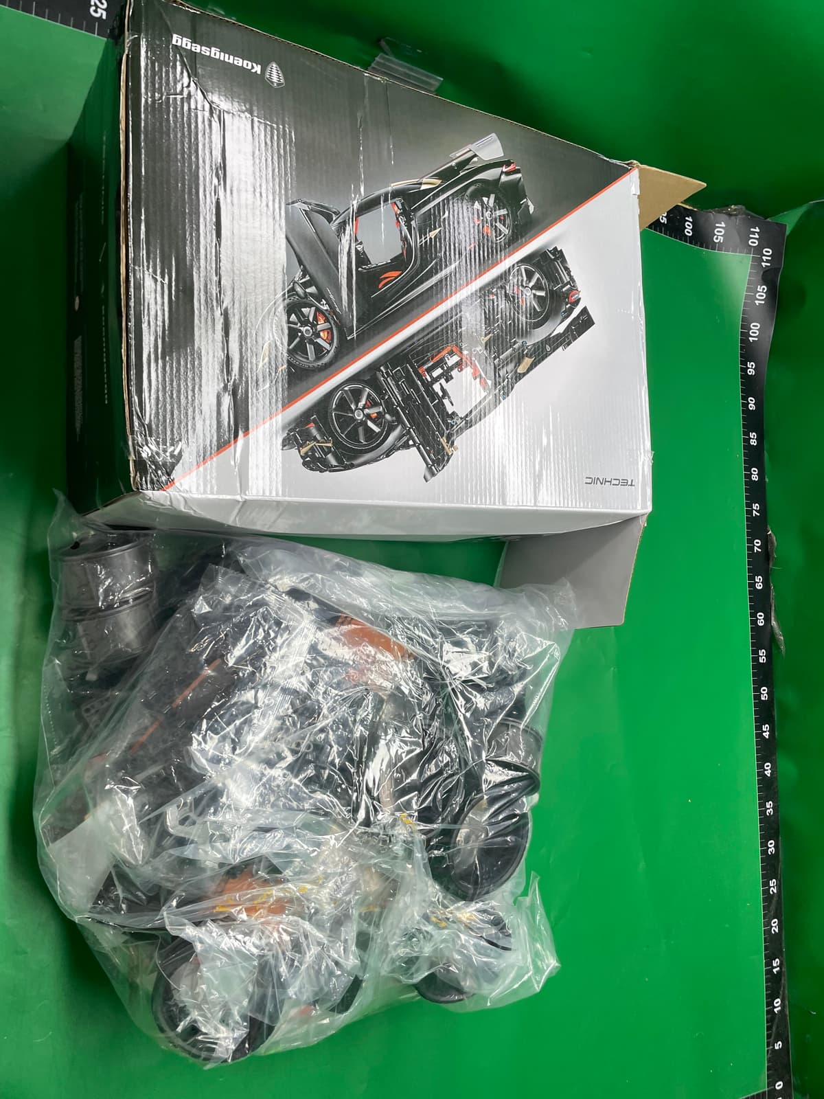 Cross-border compatible with Lego, new Koenigsegg 42232 sports car, high-difficulty building block toy for adults and boys — foto QC 1