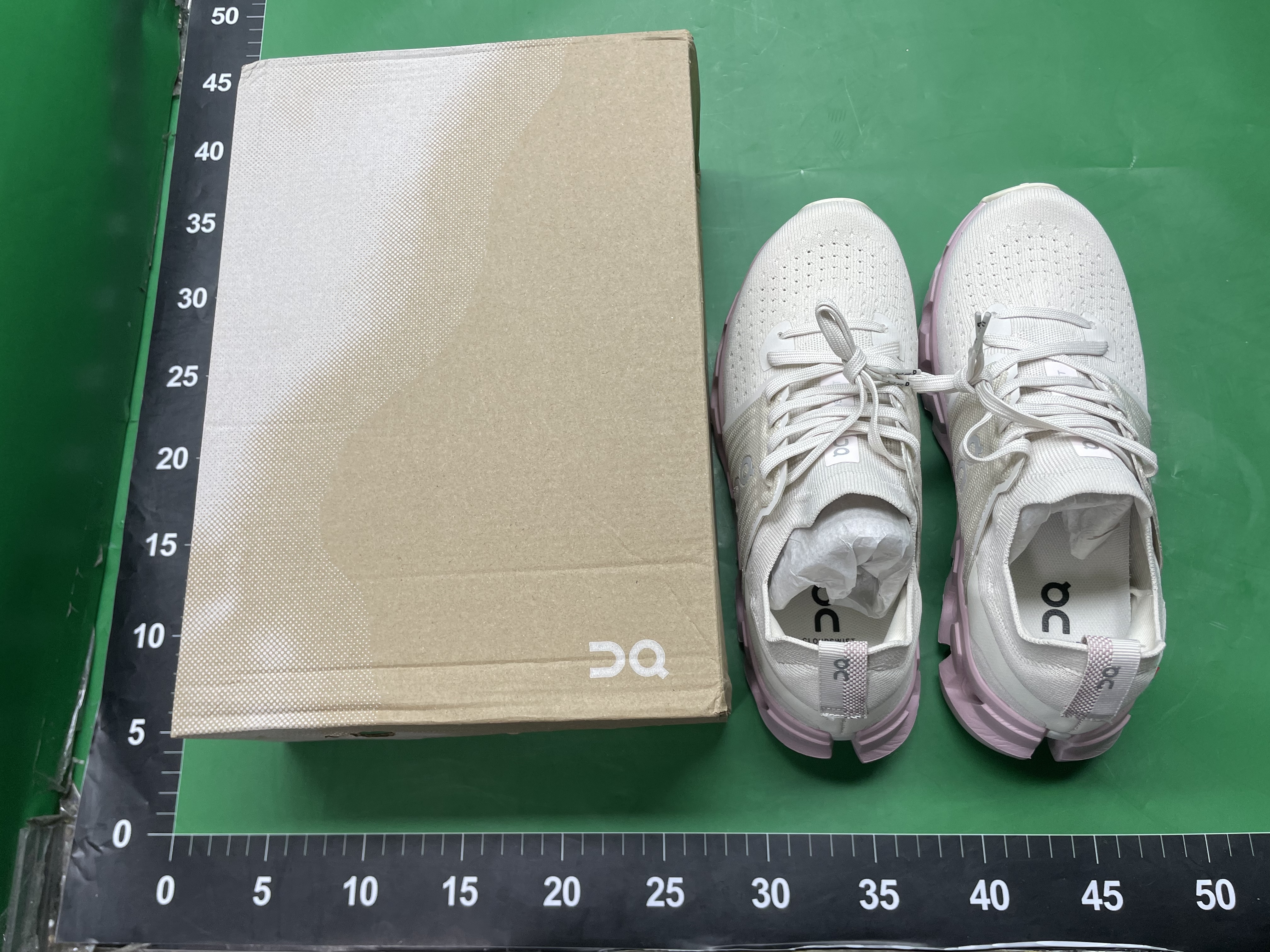 跨境高品质On Cloudswift 4百搭透气减震 舒适防滑男女运动跑步鞋 — miniatura QC 2