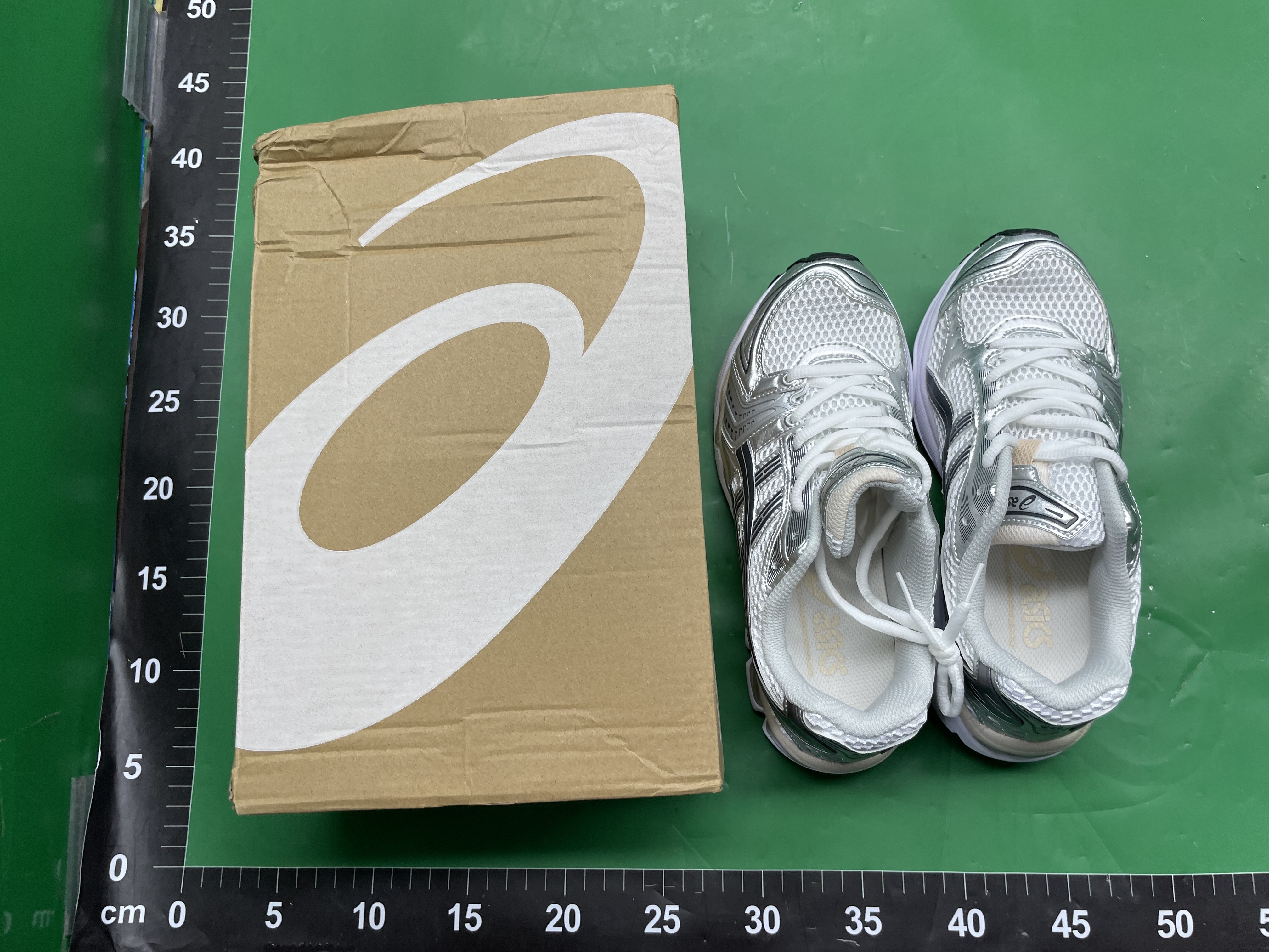 2026新款亚瑟Hypersync薄底鞋复古低帮轻便透气休闲男女德训鞋 — miniatura QC 5