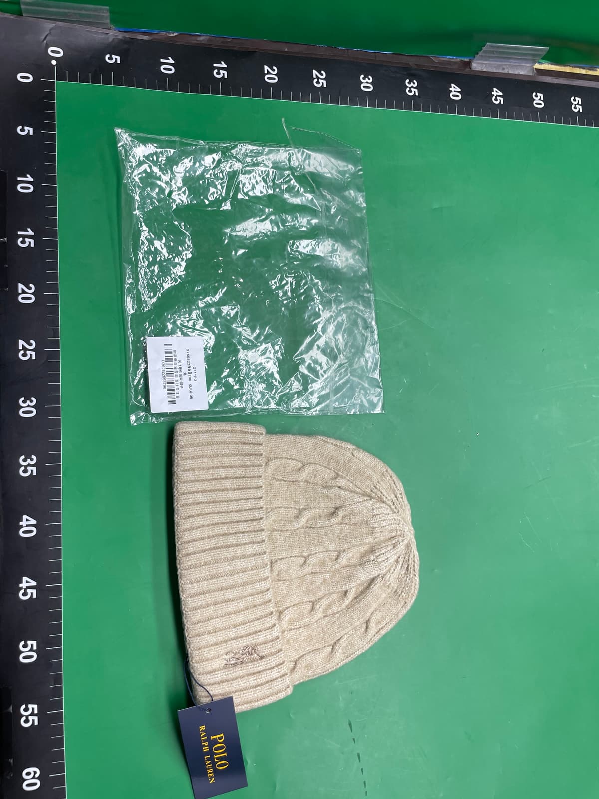 秋冬休闲出游小马刺绣针织时尚麻花保暖百搭情侣休闲套头冷帽跨境 — miniatura QC 2
