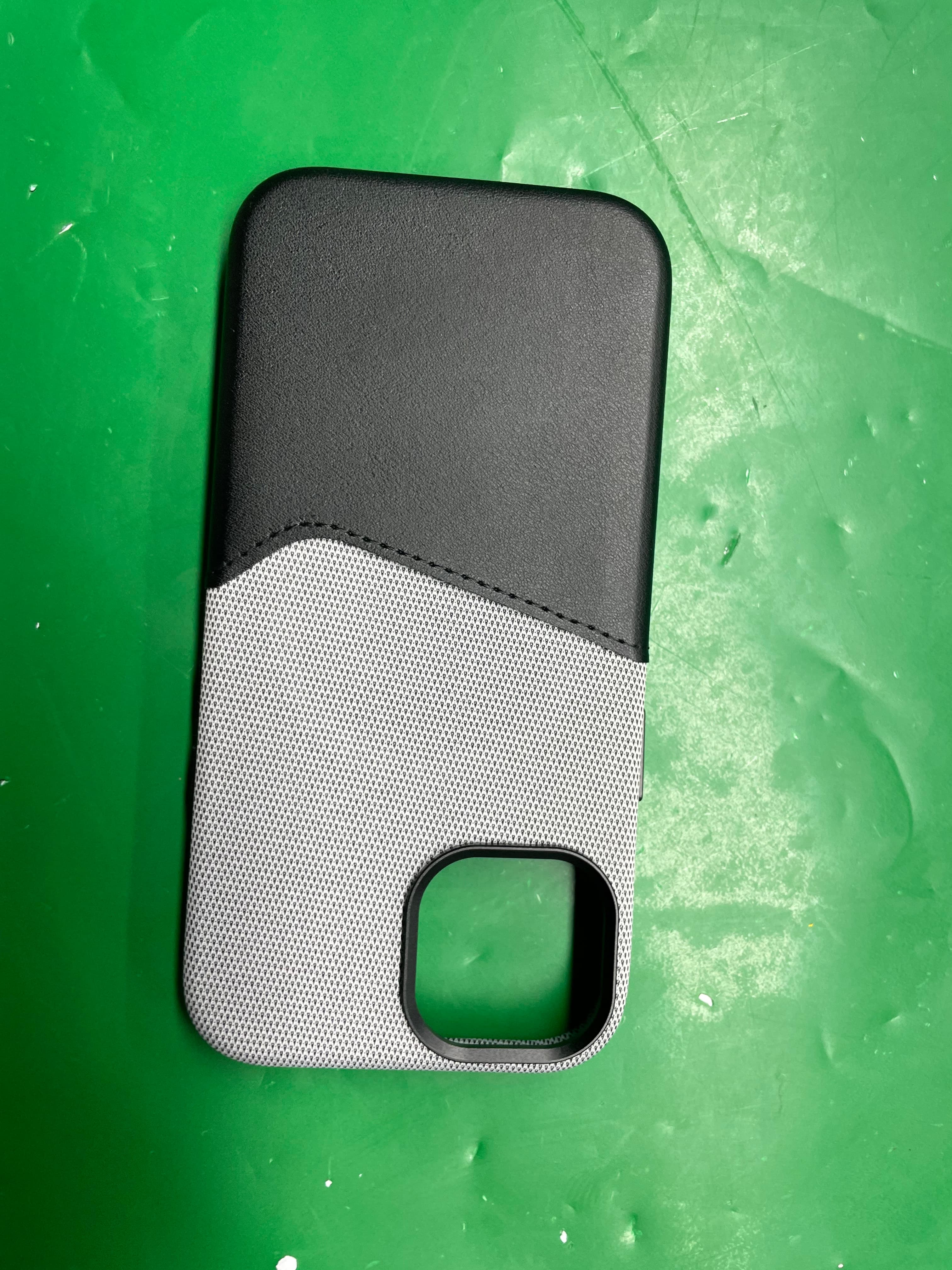 适用iPhone18PROMAX磁吸手机壳皮革双拼接色插卡苹果17防摔全包硬 — foto QC 1