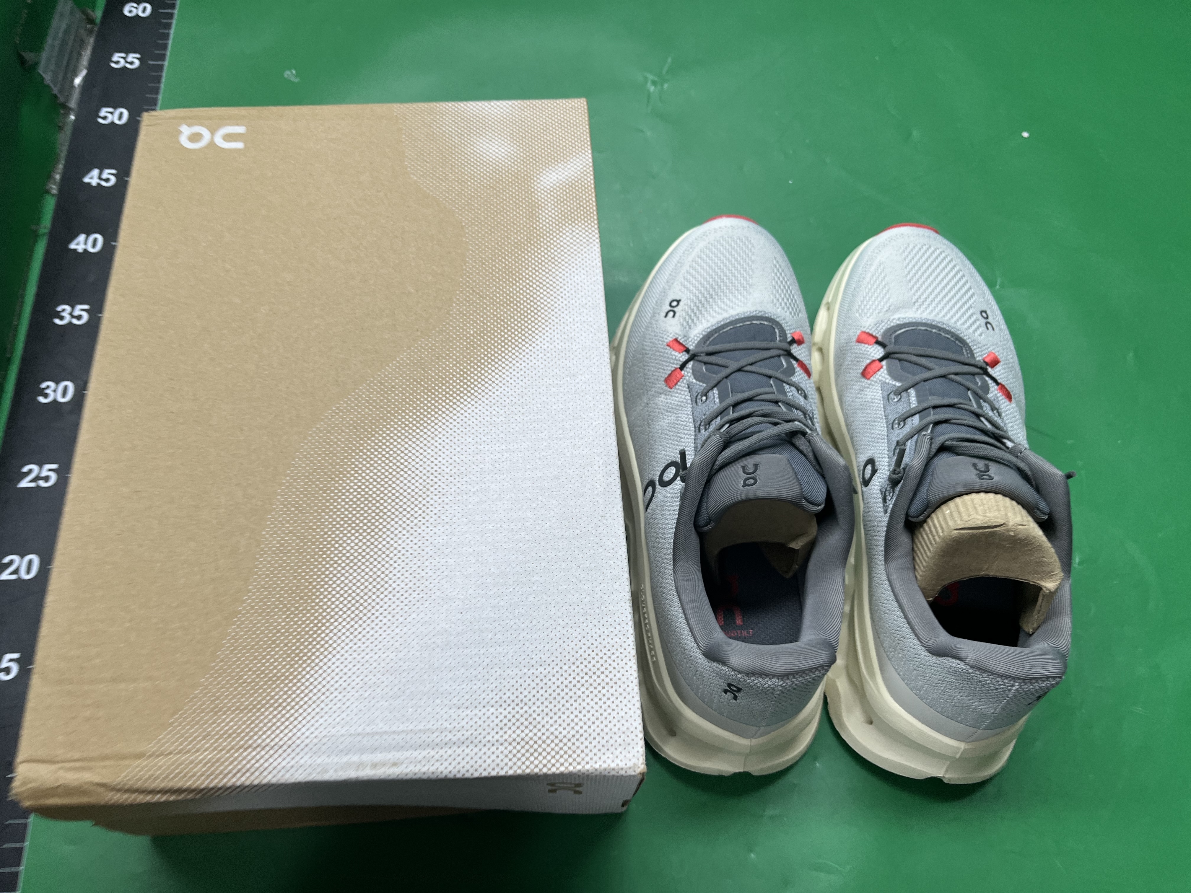 Cloudtilt 轻量运动休闲鞋男女轻便跑步鞋厚底软底避震缓冲 — foto QC 1