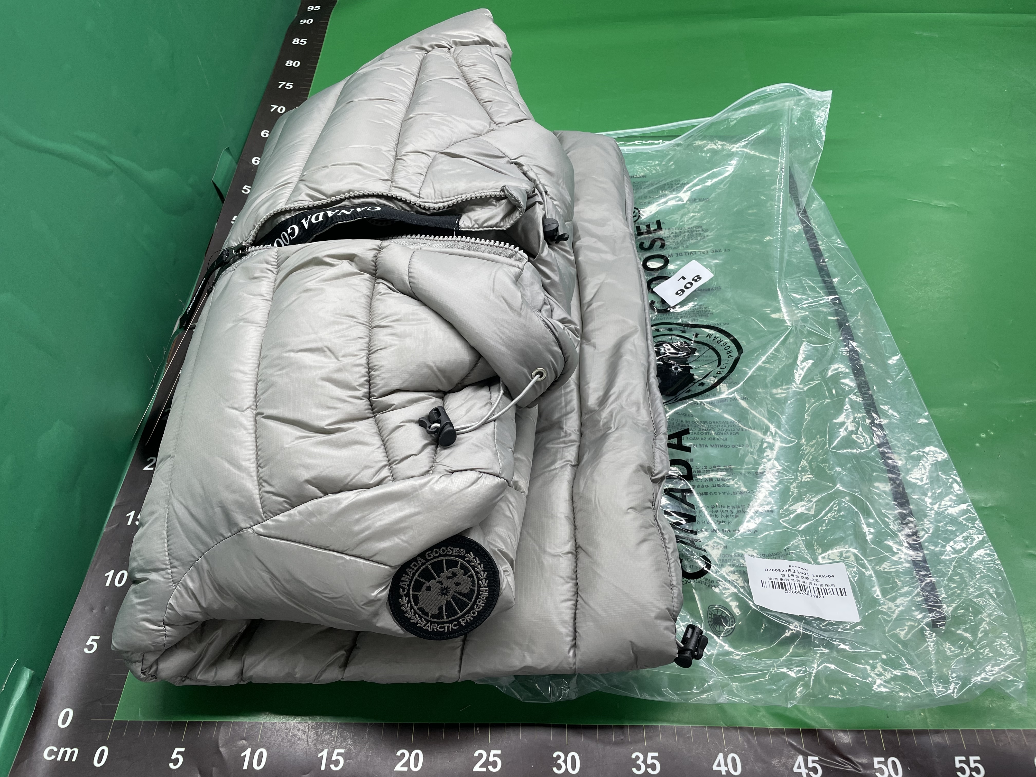 海外版SS23GOOSE保暖中长款纯色连帽短款棉服Cypress系列外套 — miniatura QC 2