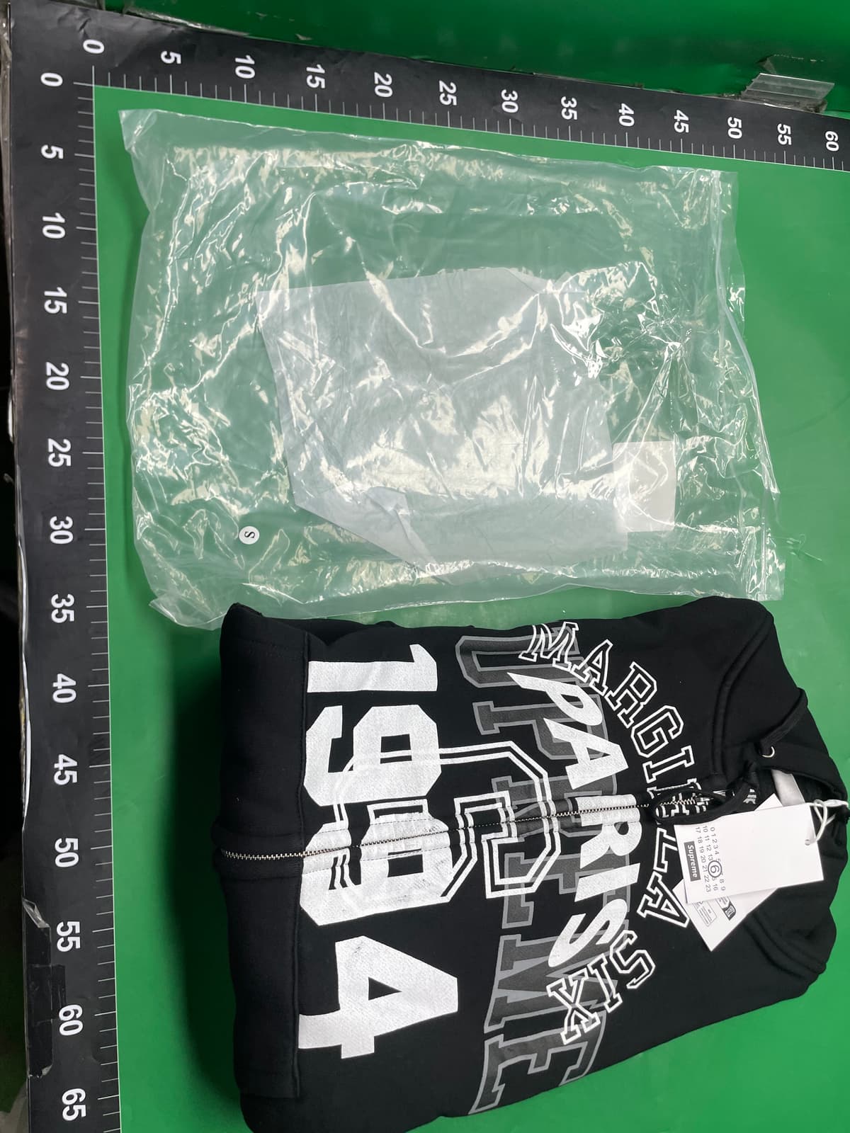 Pure Cotton Multi-Color Unisex Sweatshirts Are Popular among Young People — miniatura QC 6