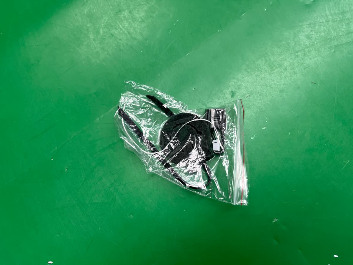 包包2025新款包包凯丽胸包头层牛皮真皮斜挎包男女通用中性情侣包 — miniatura QC 2