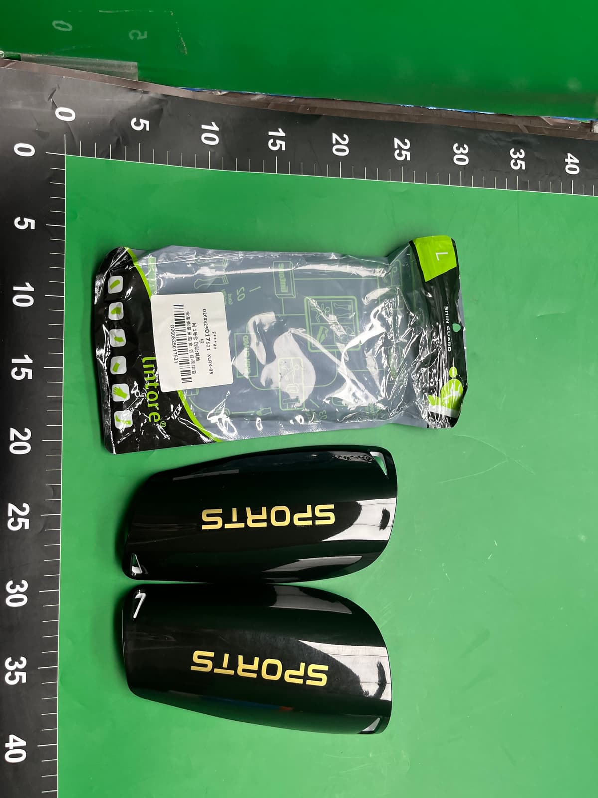 双层 足球护腿板跨境加厚5mm插片式比赛训练护小腿防护插板耐撞PP — miniatura QC 4