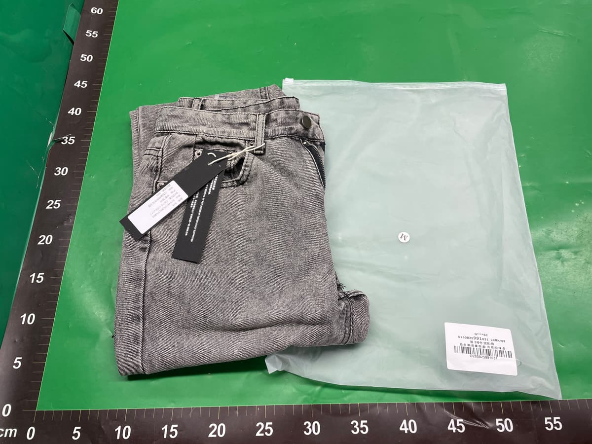 Ce 25Ss Three-Color Wesley Loose Straight-Leg Jeans, Solid Color, Simple Basic Commuter Style, Clean Fit for Men — foto QC 1