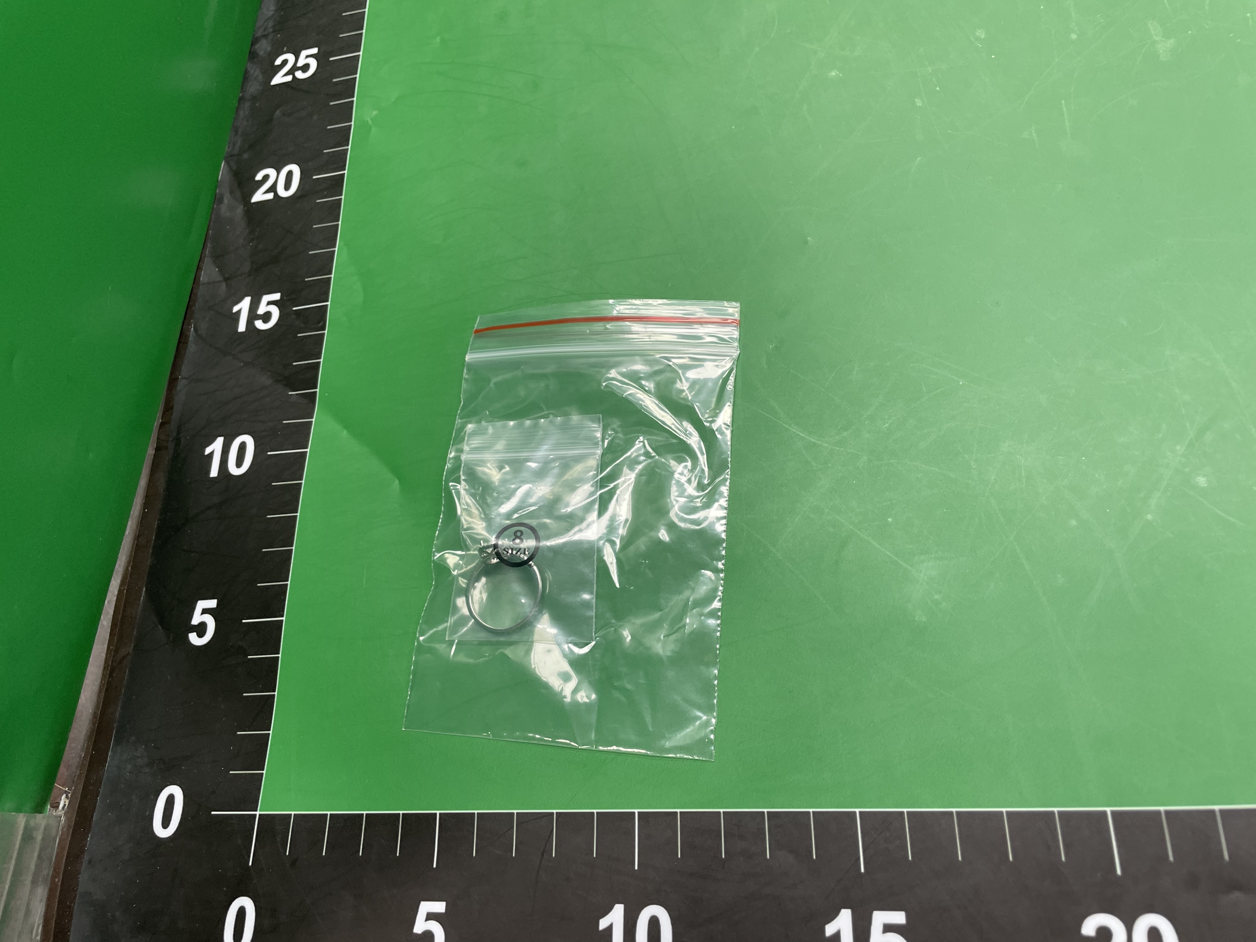 胖东来同款小方糖莫桑石戒指S925纯银饰品一克拉方包开口可调节 — foto QC 1