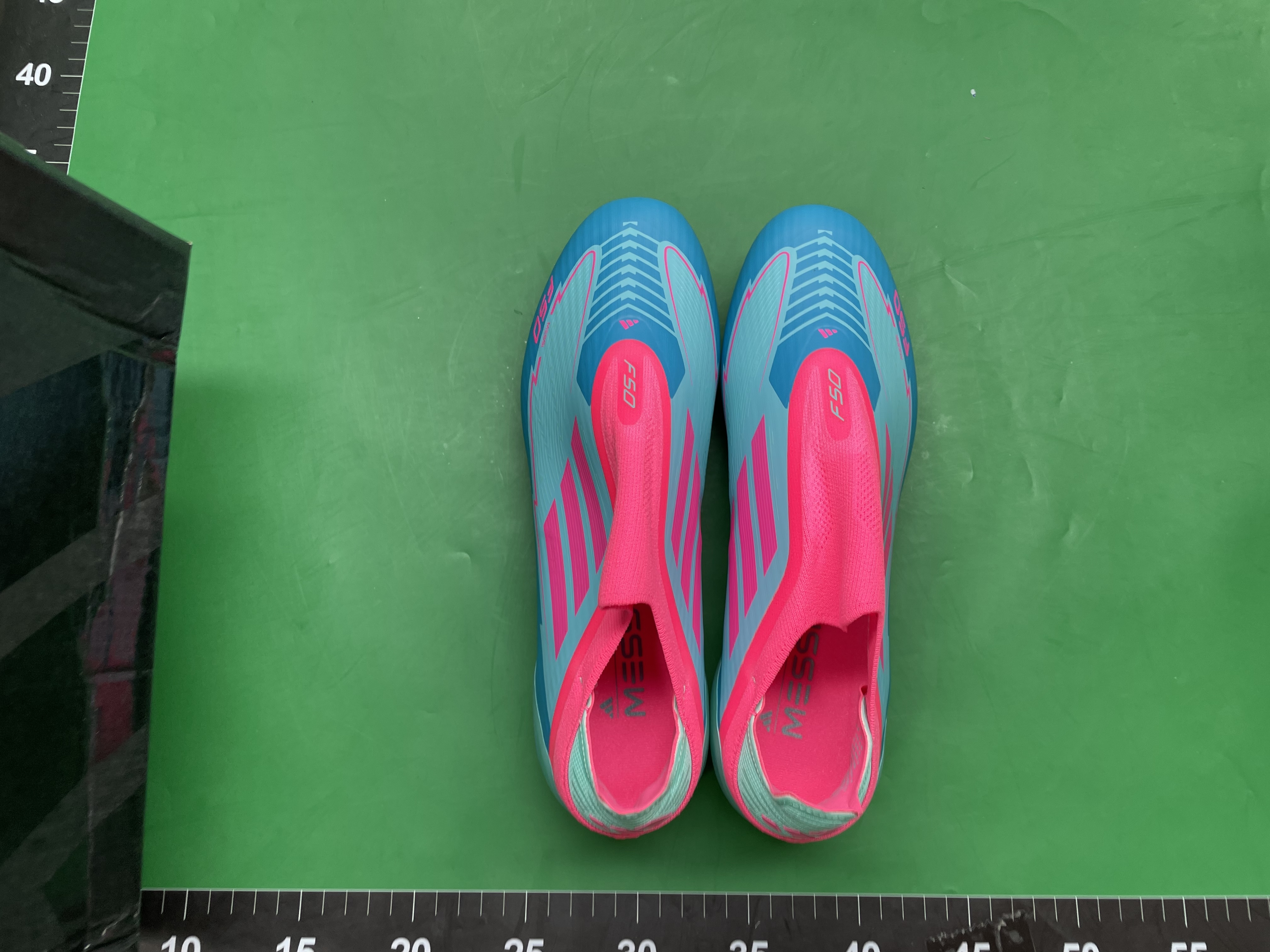 莆田厂家批发跨境外贸2024新款X系列F50男士专业足球鞋fg钉 — foto QC 1