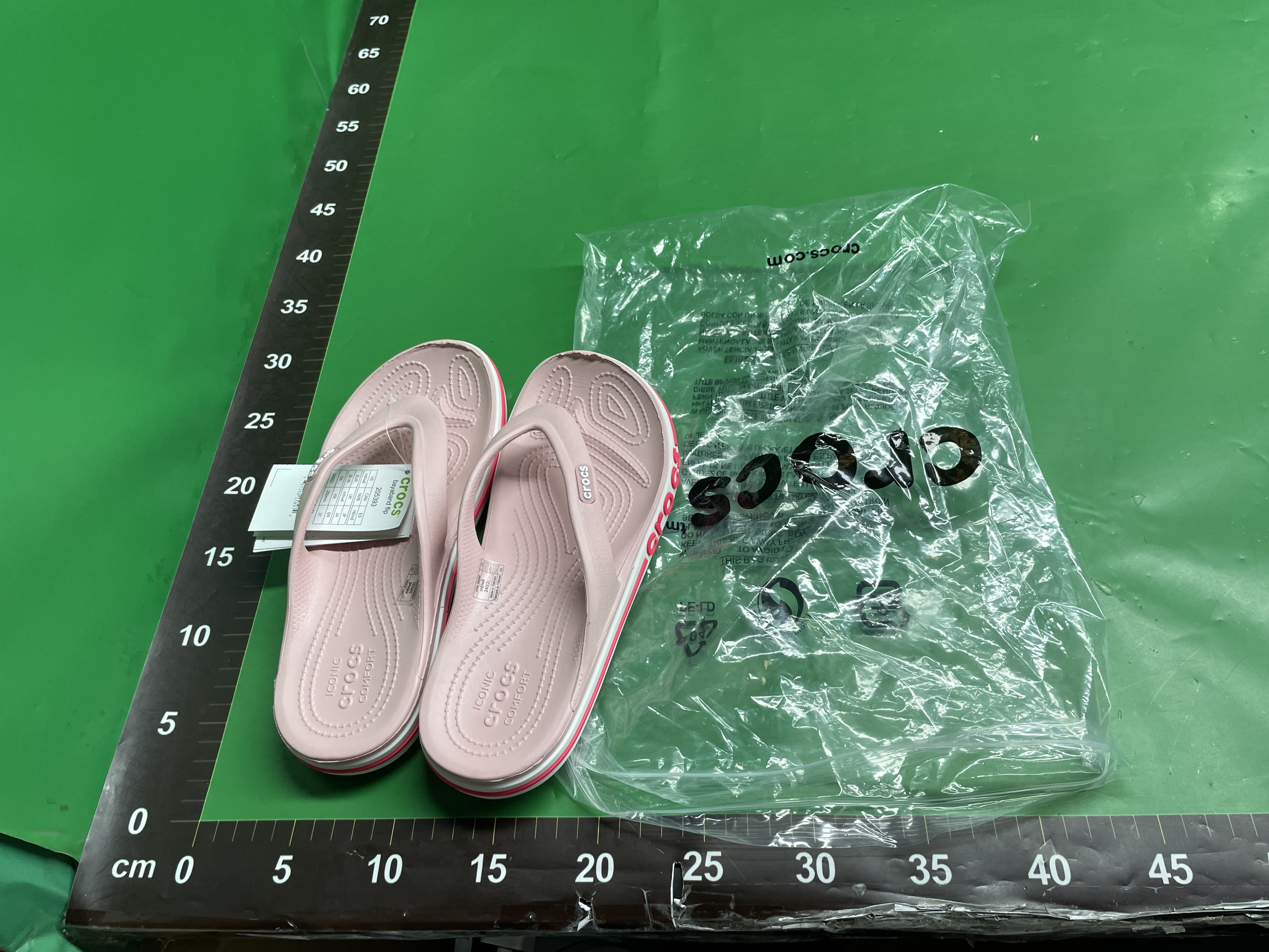 Cross沙滩鞋贝雅人字拖洞洞鞋男女休闲夹脚凉拖鞋平跟情侣款防滑 — miniatura QC 4