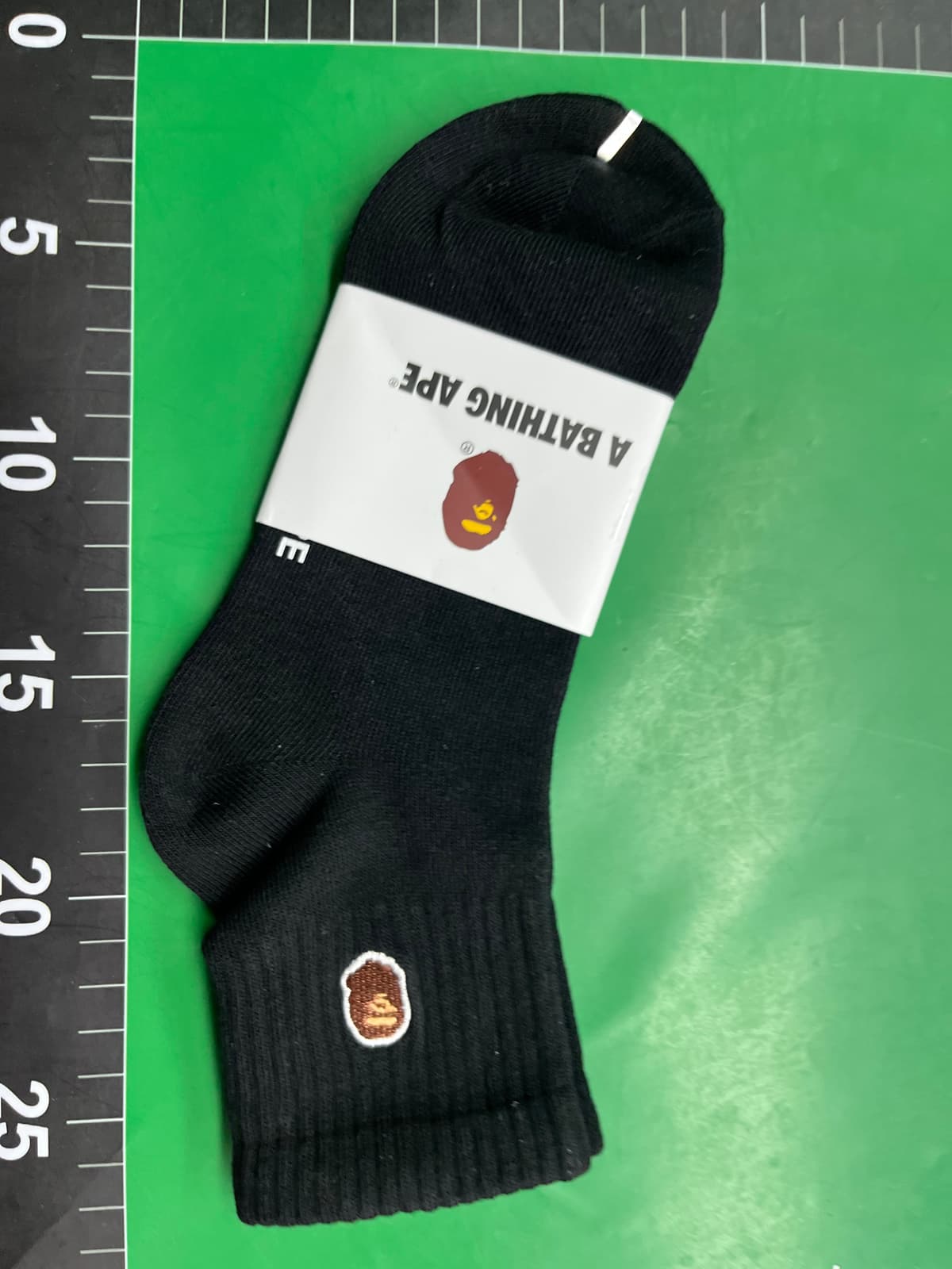 Bape猿人头刺绣日系中筒袜高筒袜男女运动袜加厚保暖休闲潮袜 — miniatura QC 6