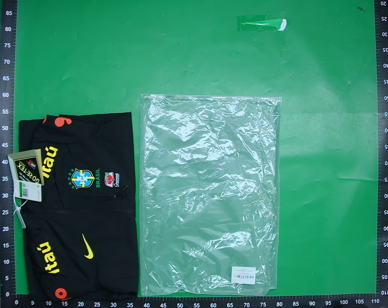 巴西LOGO足球冲锋衣棉服皇马巴萨切尔西男女风衣休闲薄款 — miniatura QC 4