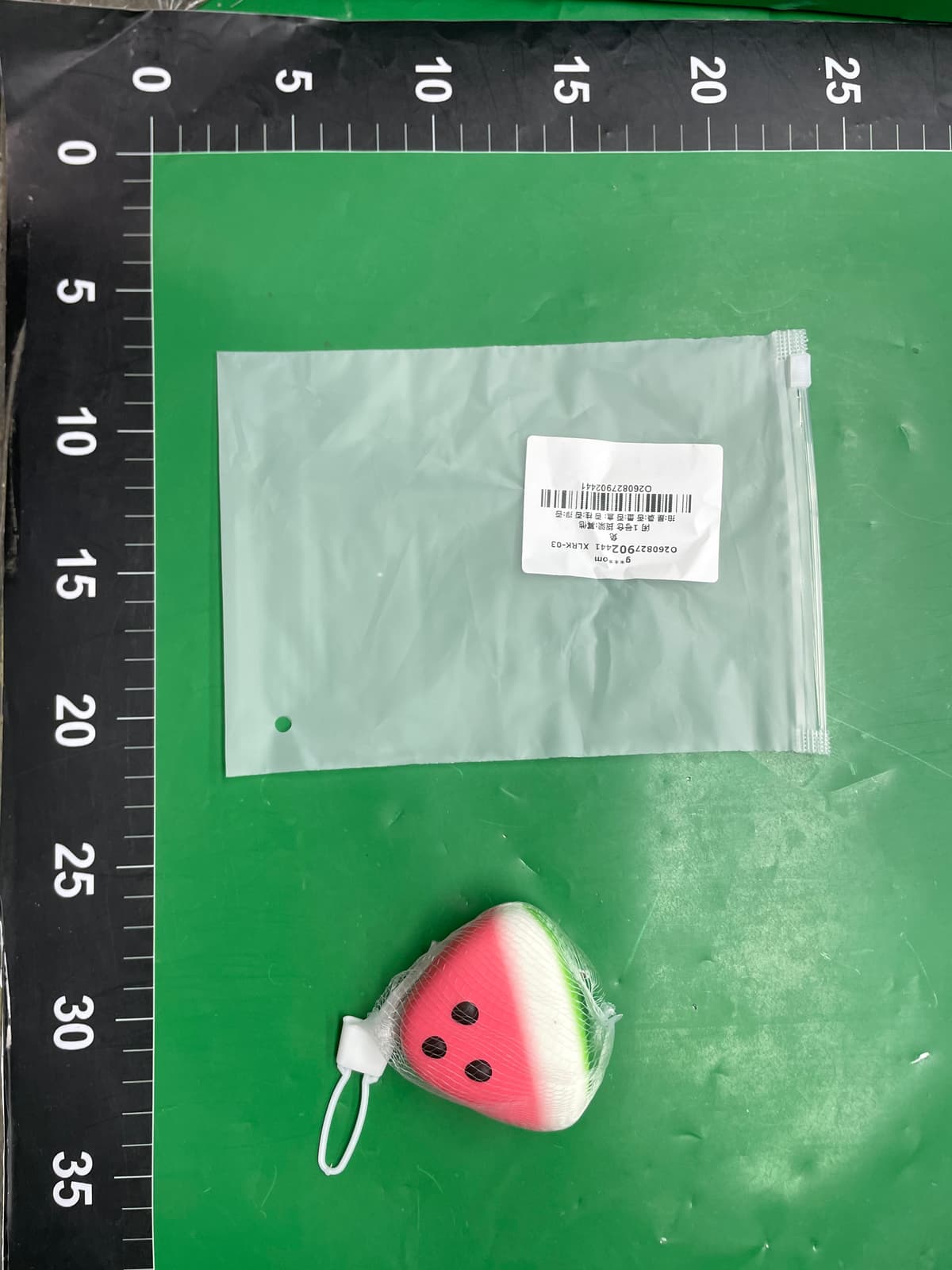 跨境爆款肥皂香皂慢回弹Squishy超湿软嫩手感解压捏捏乐仿真玩具 — foto QC 1