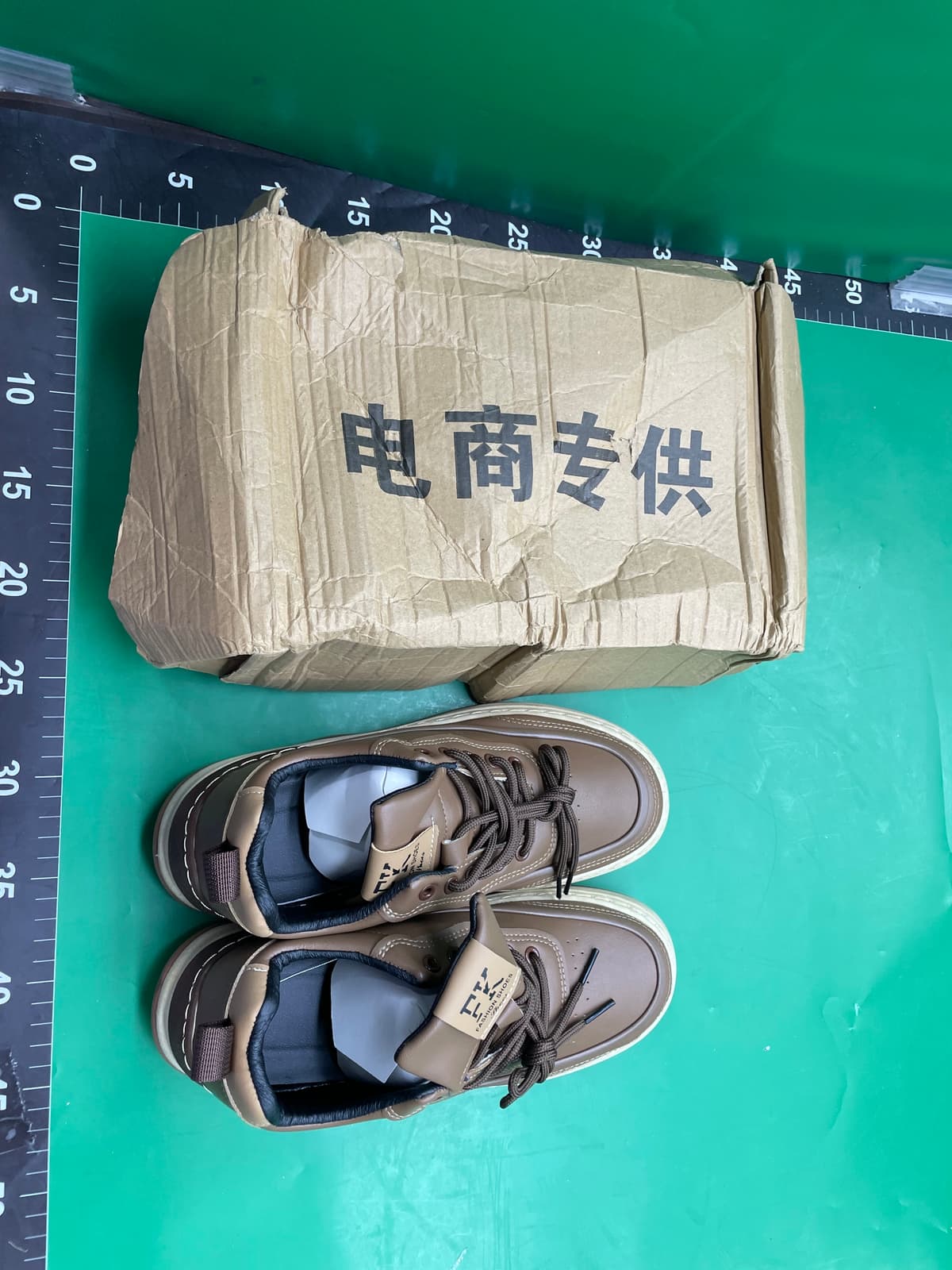 男款休闲鞋新款休闲皮鞋时尚百搭厚底透气软底系带圆头工作鞋男鞋 — foto QC 1