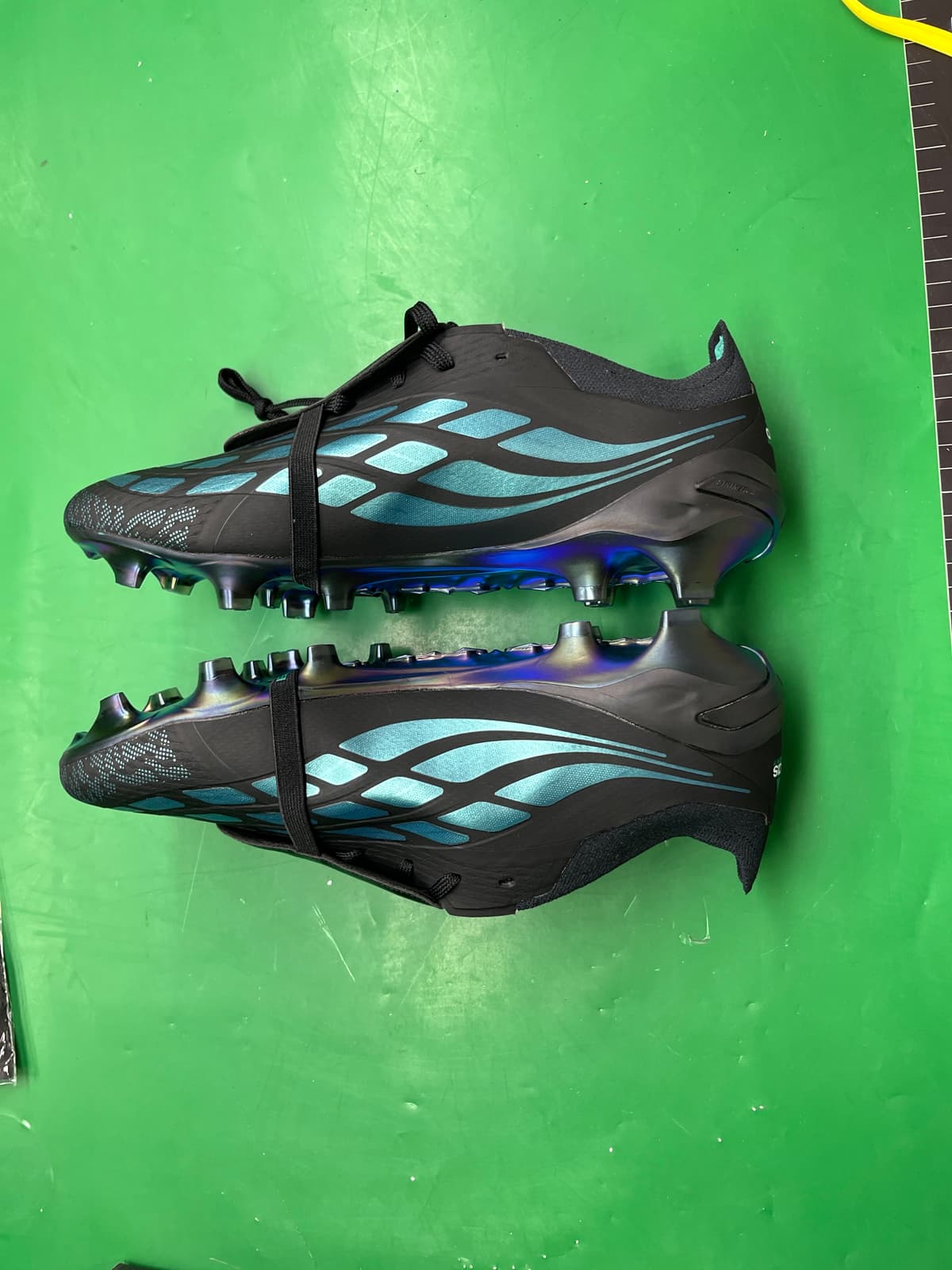 厂家跨境批发专业橄榄球鞋猎鹰26代FG钉运动footballboots足球鞋 — foto QC 1