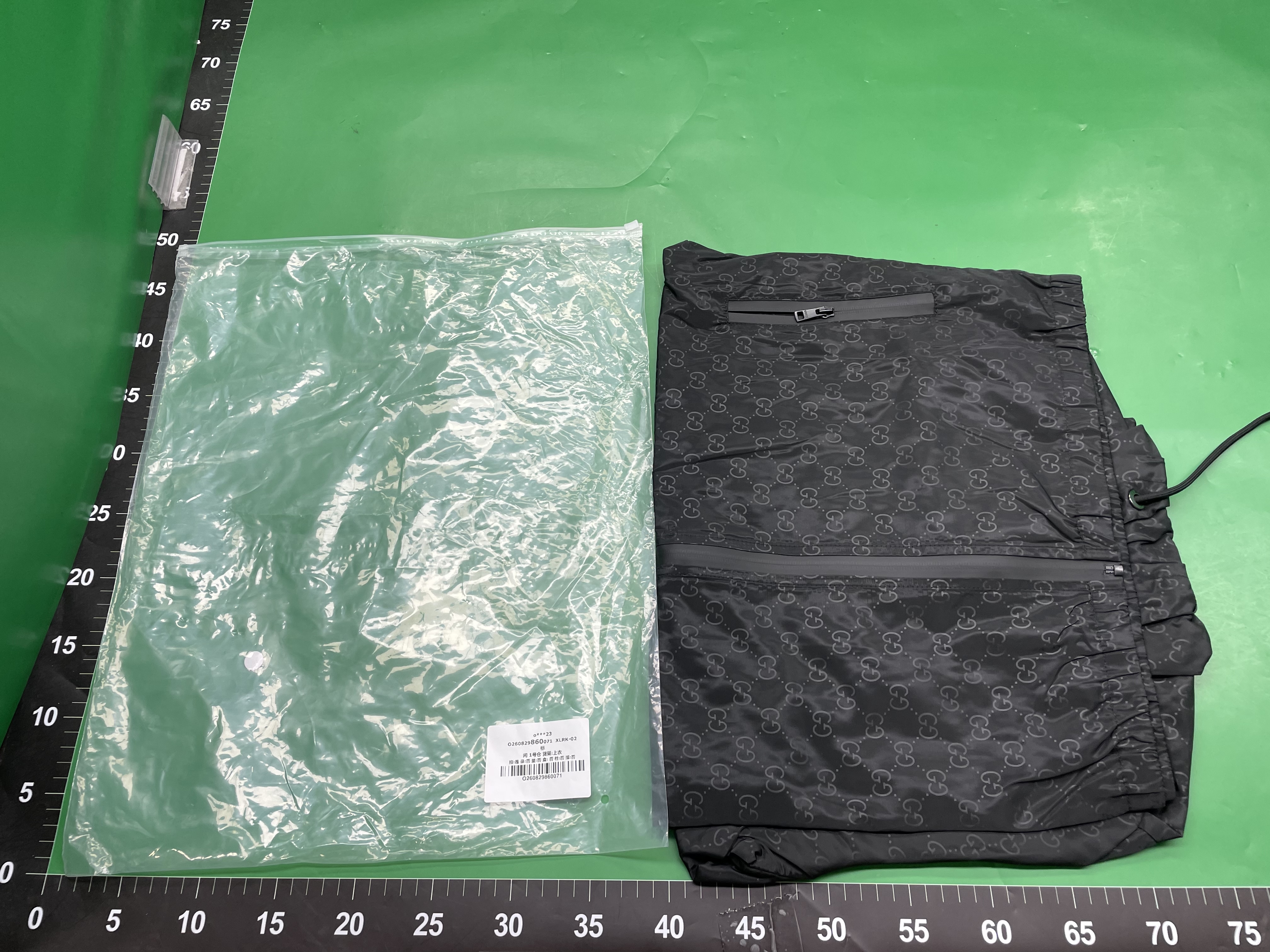 正确版高品质跨境秋冬新款连帽外套夹克风衣时尚外搭男女款欧洲站 — miniatura QC 2