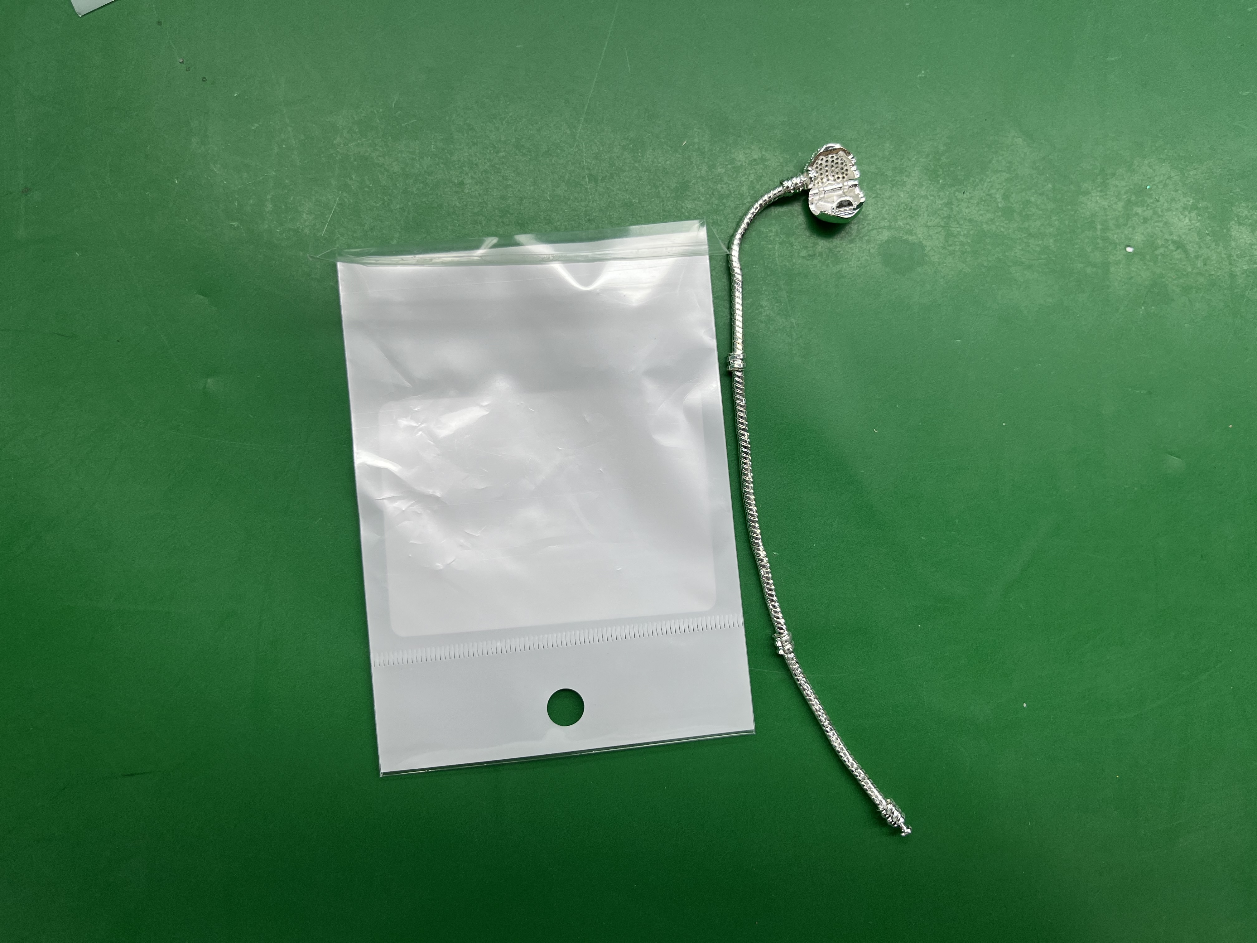原创潘家蛇骨链白铜镀银满钻爱心玫瑰金手链时尚diy跨境串珠配件 — miniatura QC 2