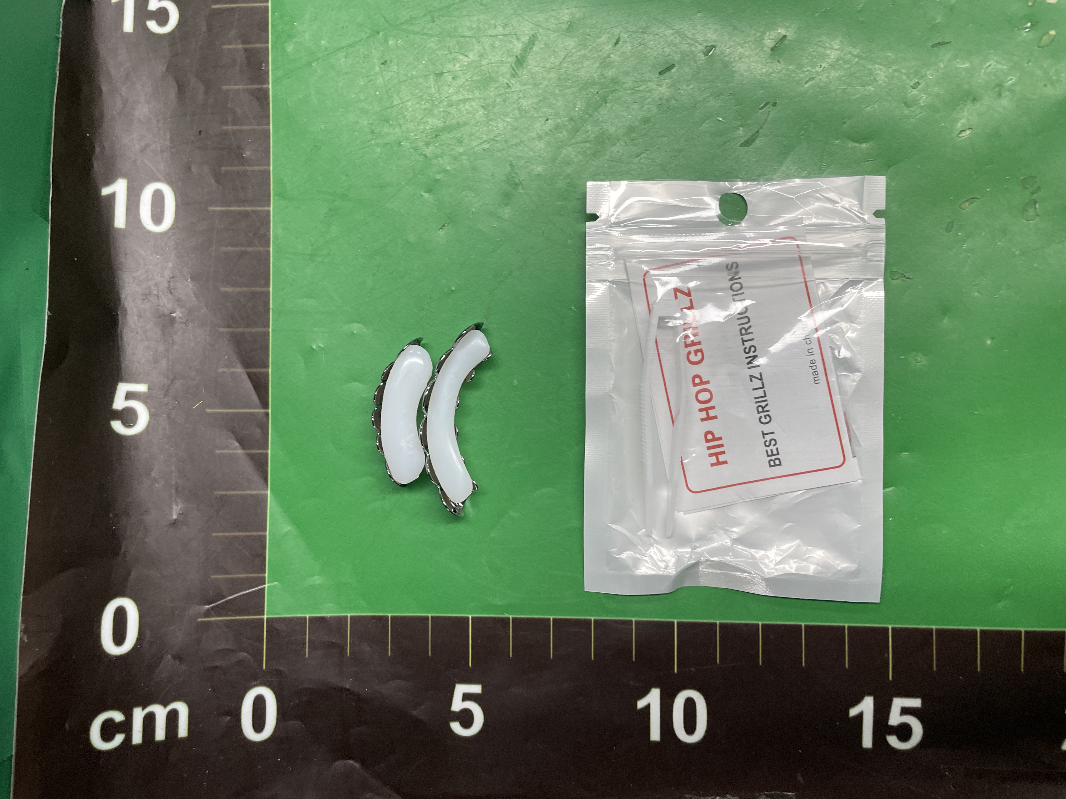 跨境欧美爆款HIPHOP嘻哈牙套尖牙牙齿TeethGrillz真金电镀牙套饰 — foto QC 1