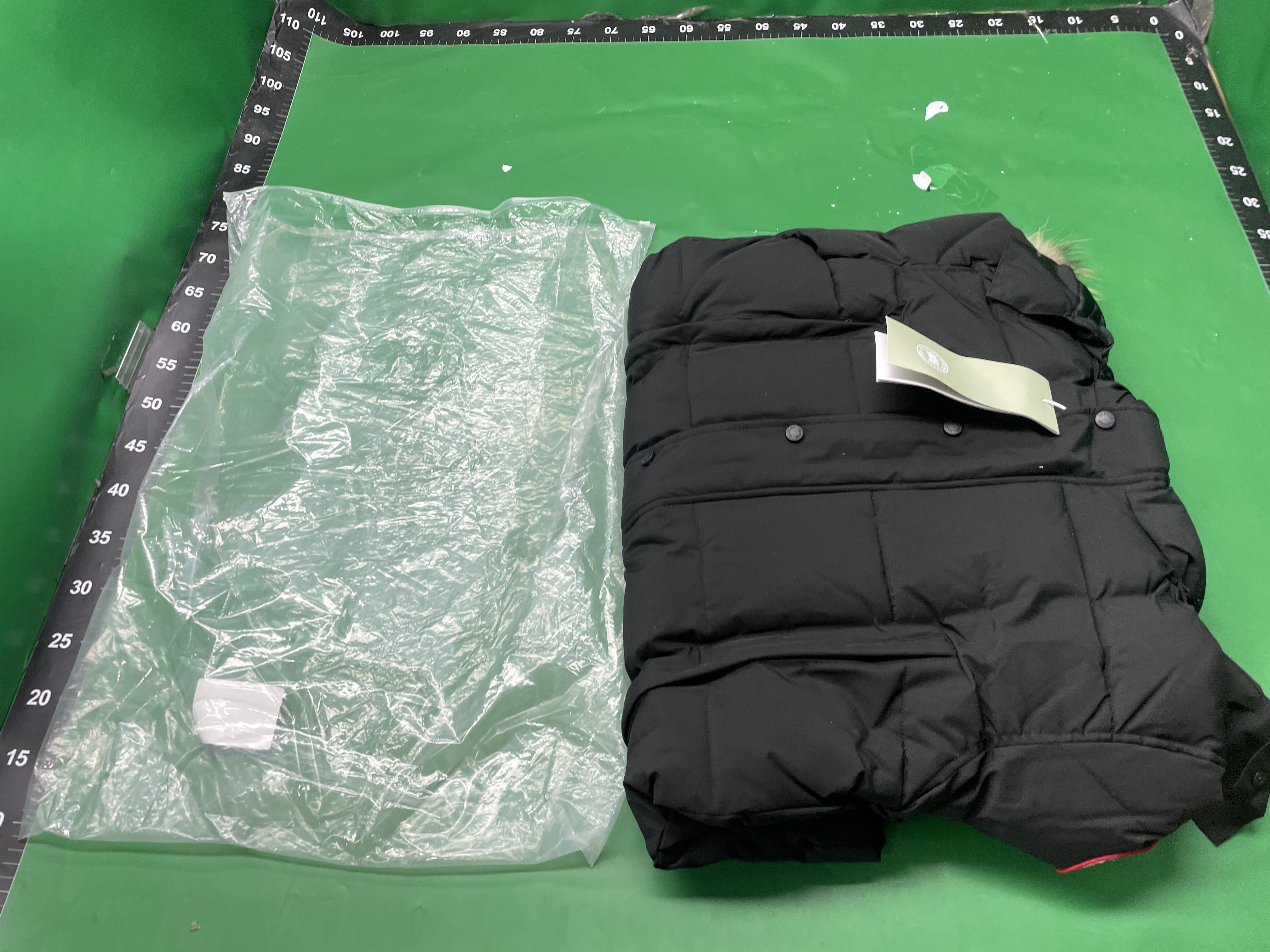 新款高端大鹅立领棉服男女同款派克服连帽防风加绒长袖加厚外套 — foto QC 1