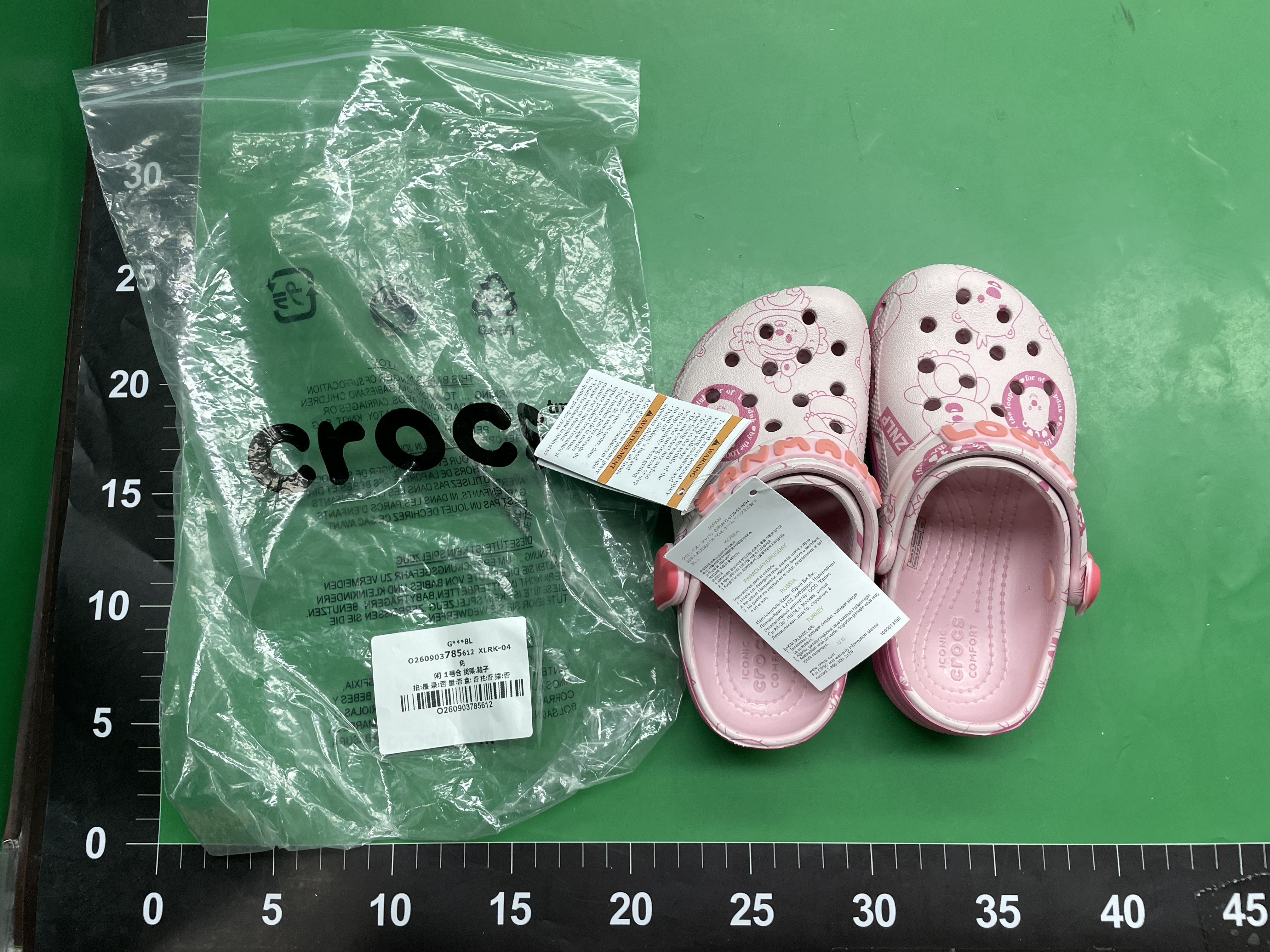 Cro卡家洞洞鞋赞萌露比卡通可爱款女生户外休闲透气拖鞋工厂货源 — foto QC 1